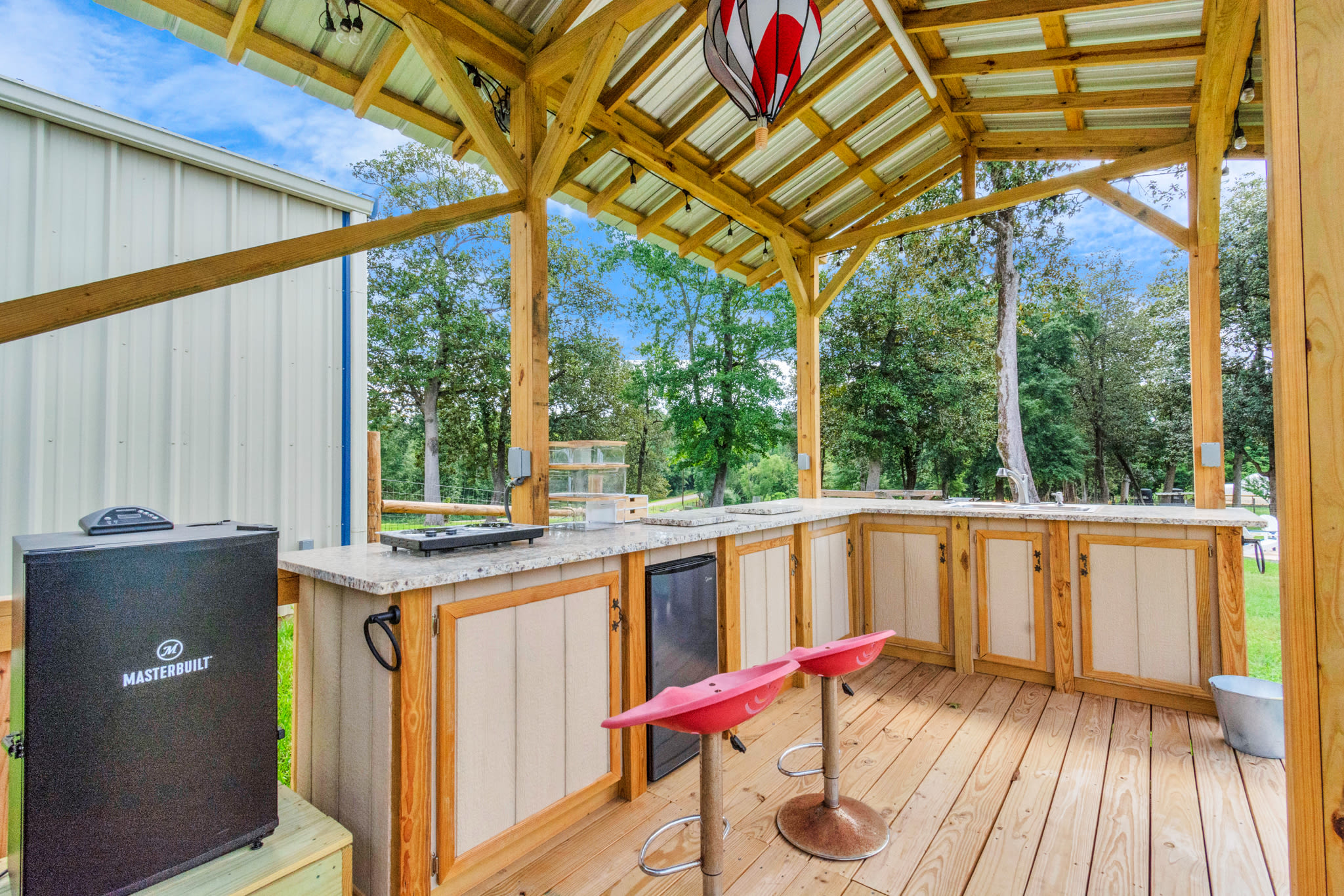 Exquisite Luxurious Glamping Dome