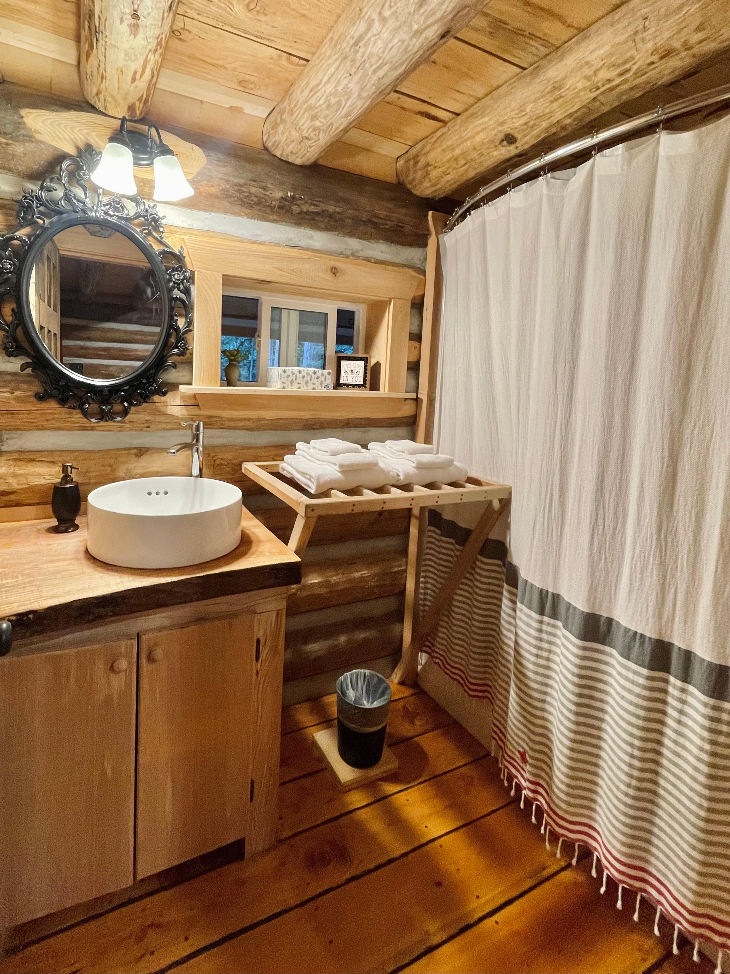 The Wheelie Rad RV Pad & Cabins