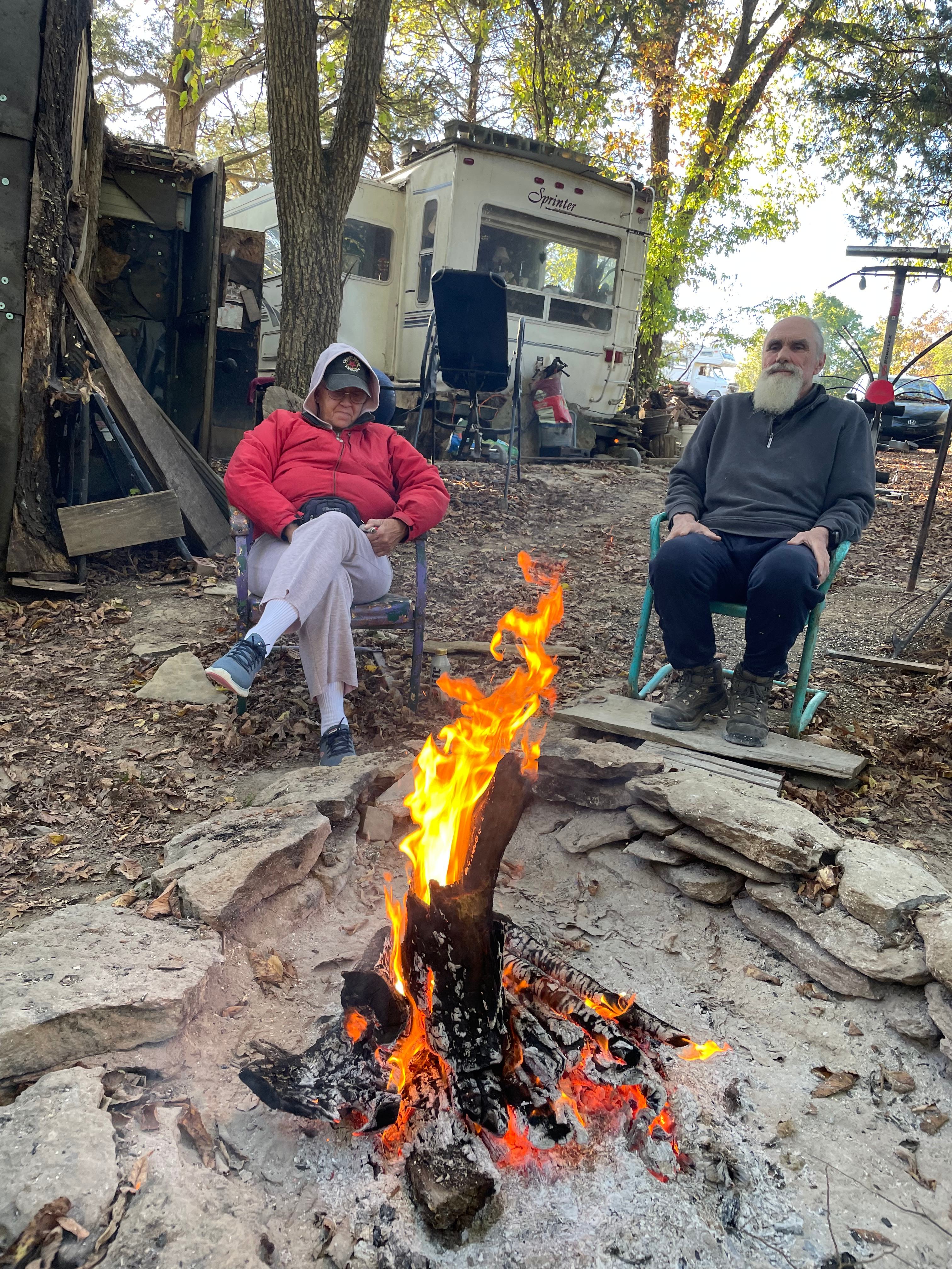 Cedar Fire farm: SRI: Kamp kessa