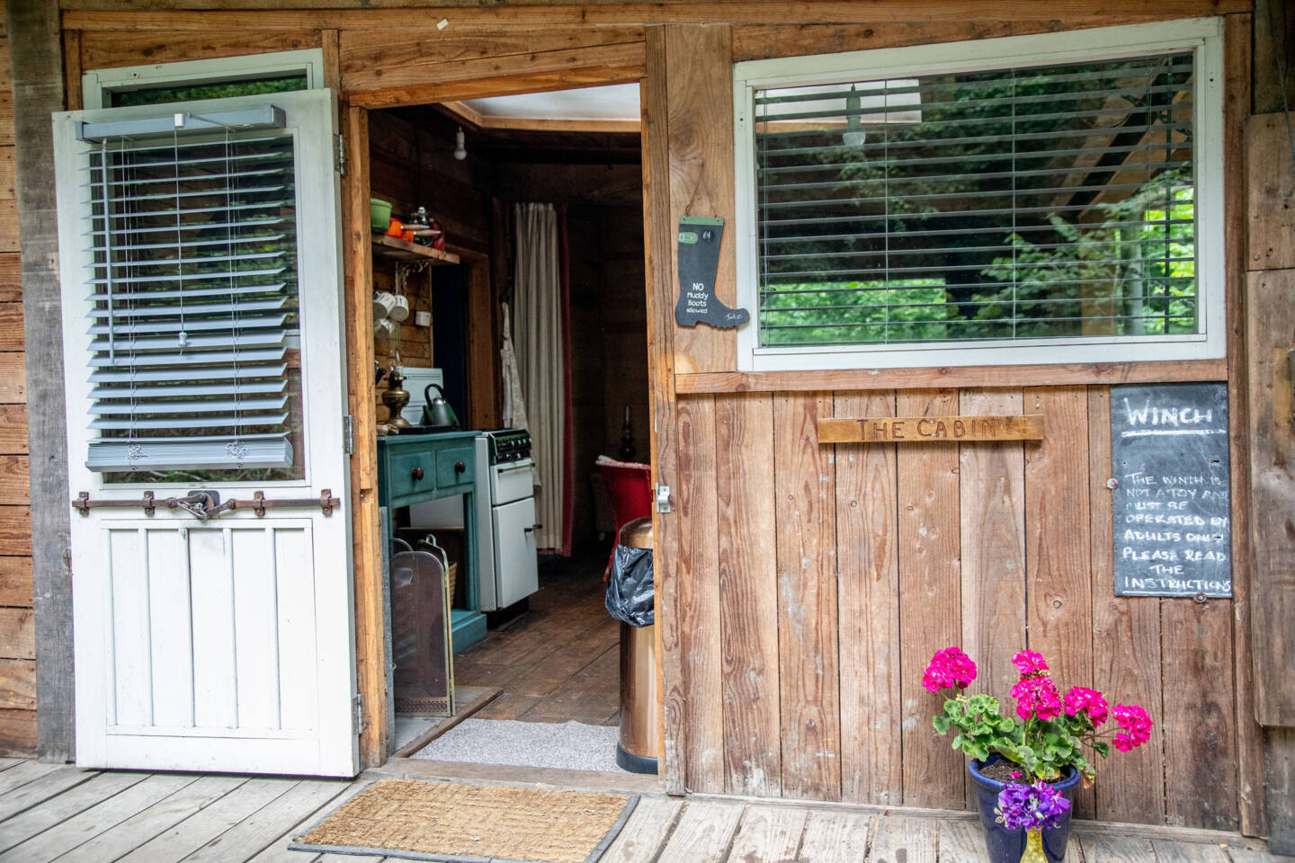 Dernwood Farm Camping & Glamping