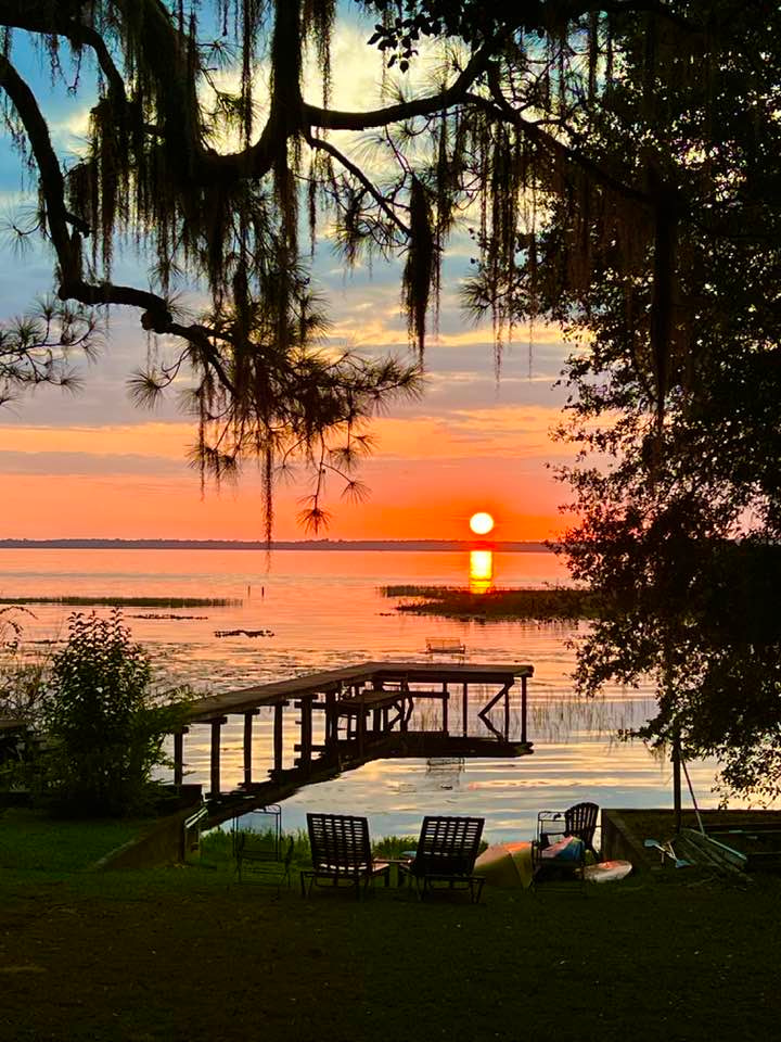 Marci's Magical Lakefront Oasis