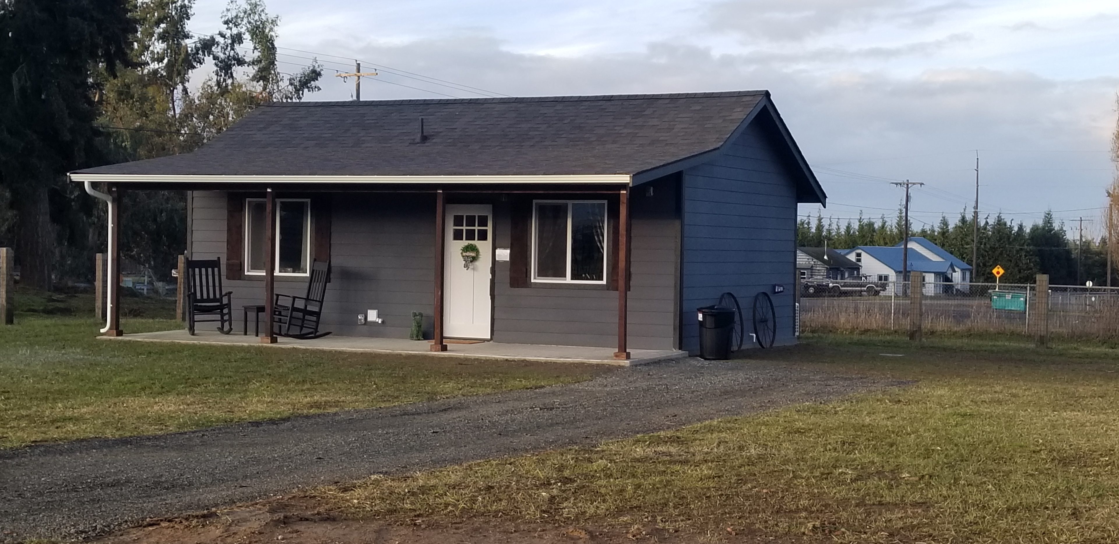 R Cottage with a View