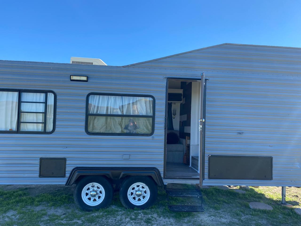 Glamping in the Horizon