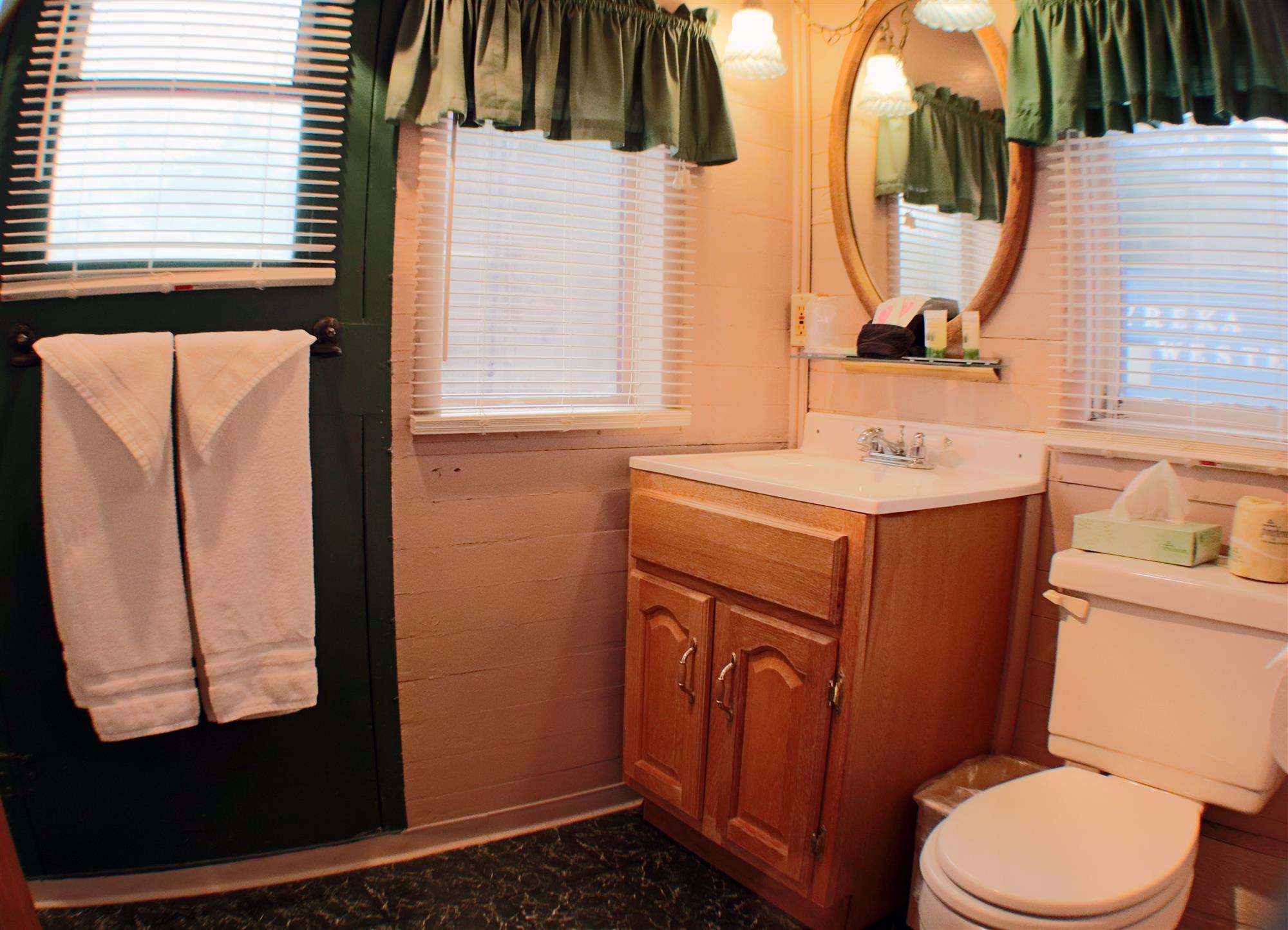 Jubilee Railroad Wilderness Lodge