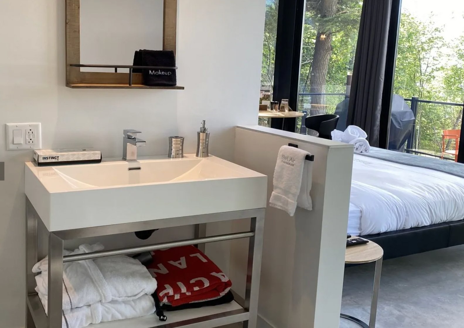 ROUND POD BEL AIR TREMBLANT