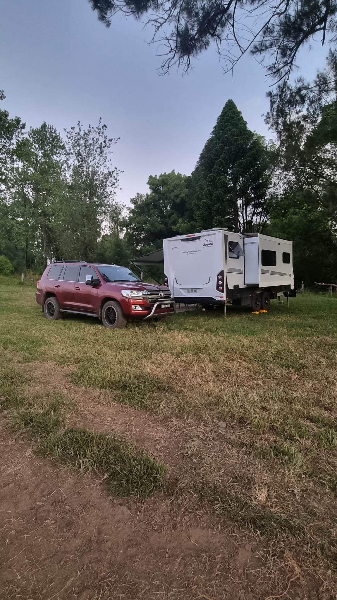 Caravan setup on caravan/camper site