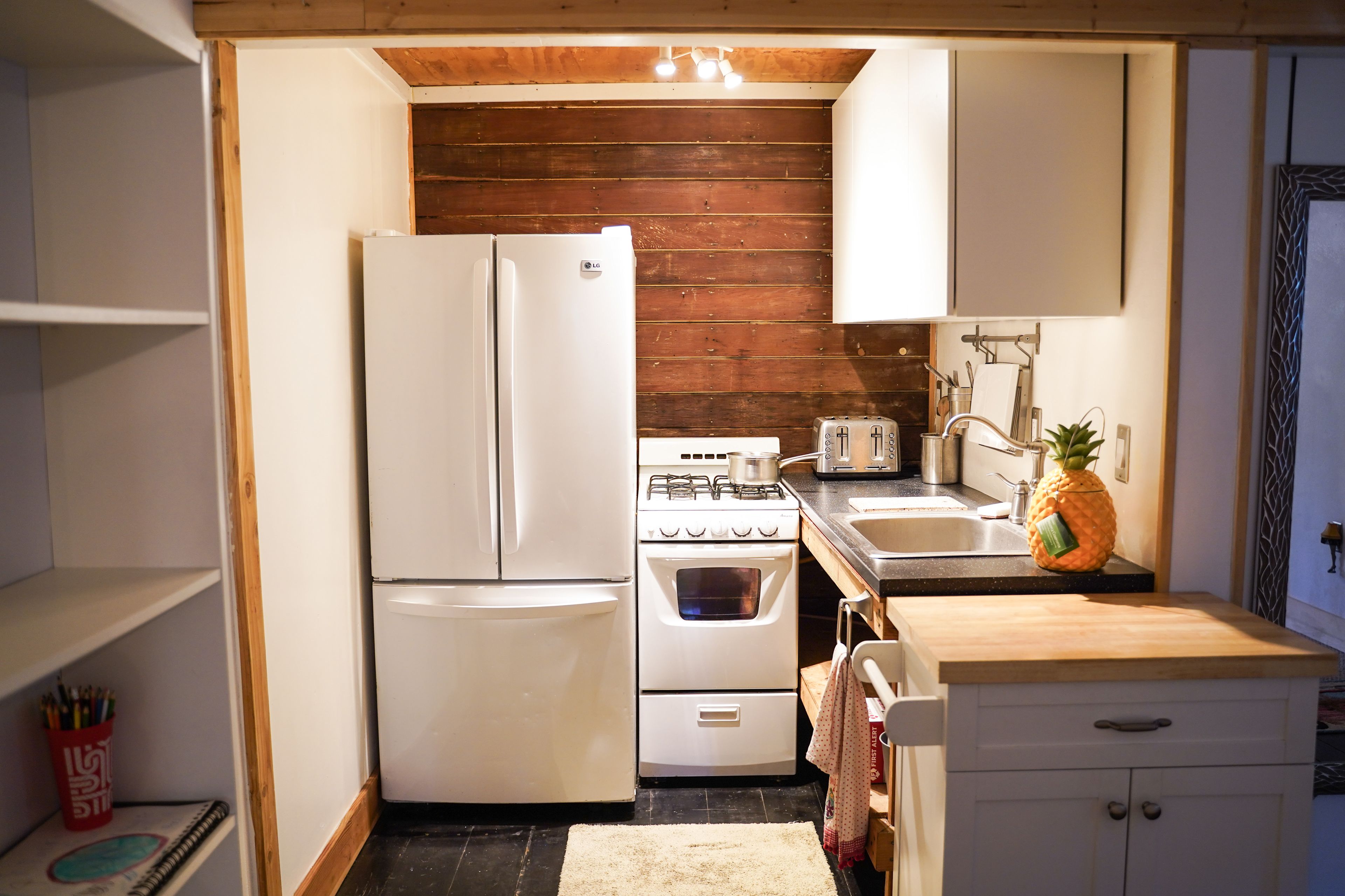 Adorable Kitchen Nook