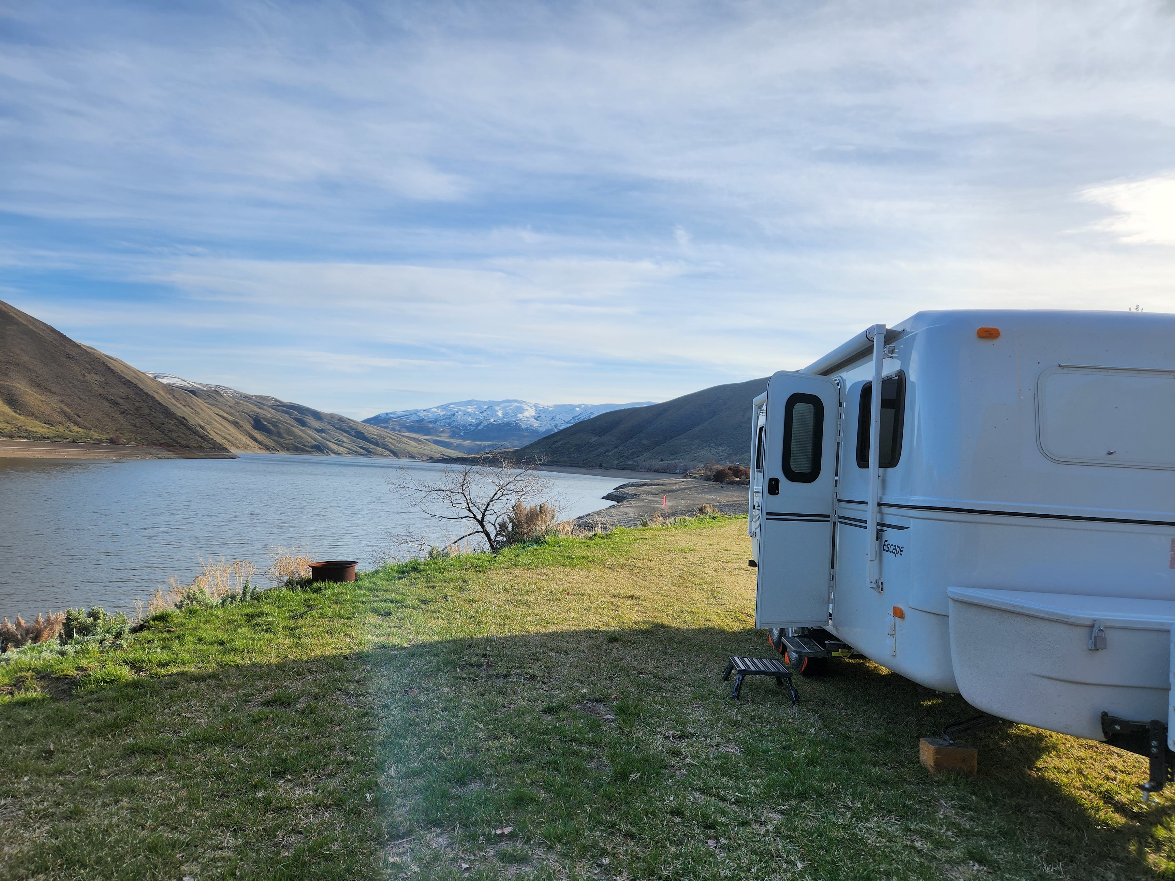 Waterfront cabin and camping