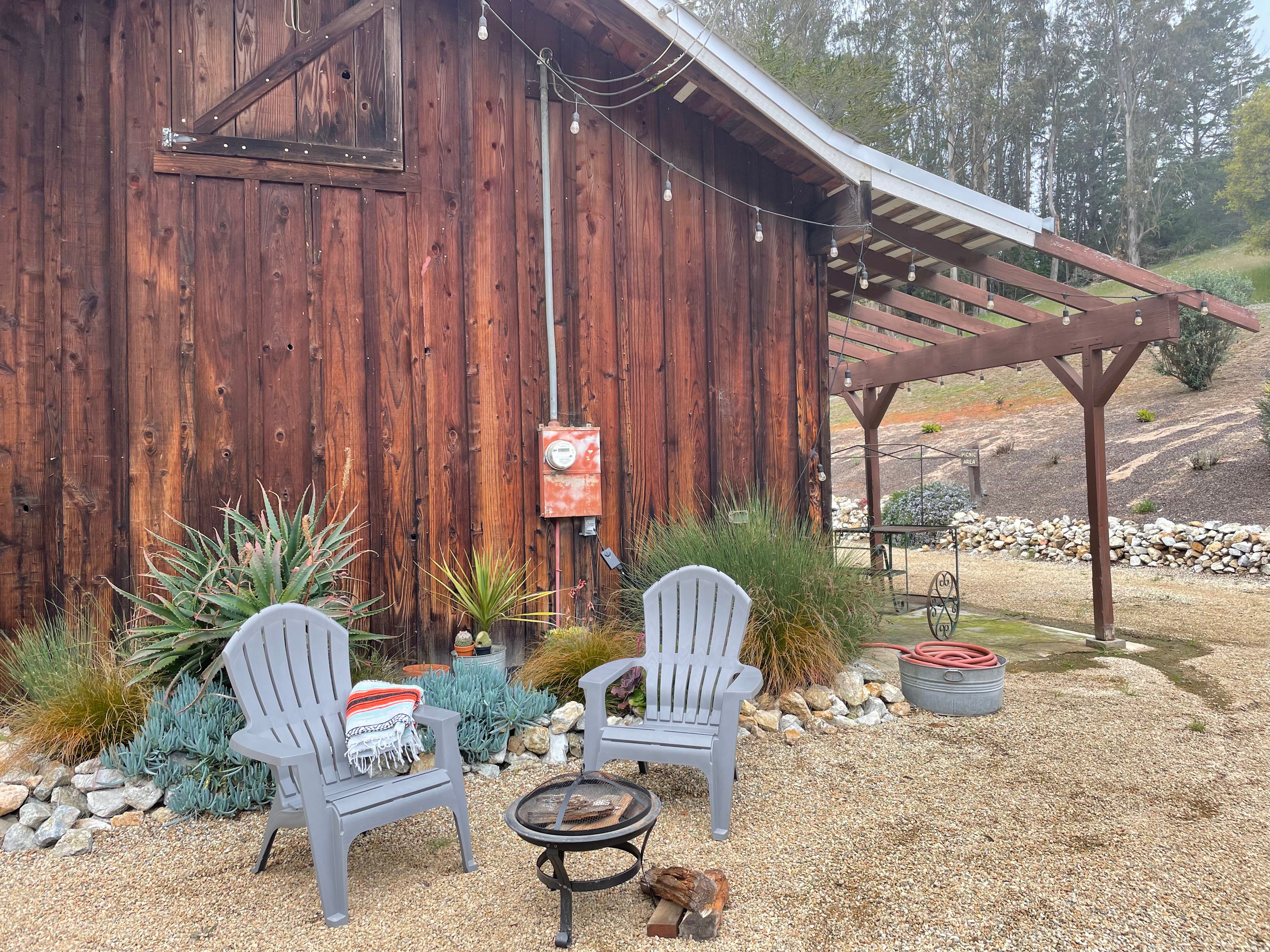 Water, WiF, ping pong and corn hole are in the vicinity of the barn.  