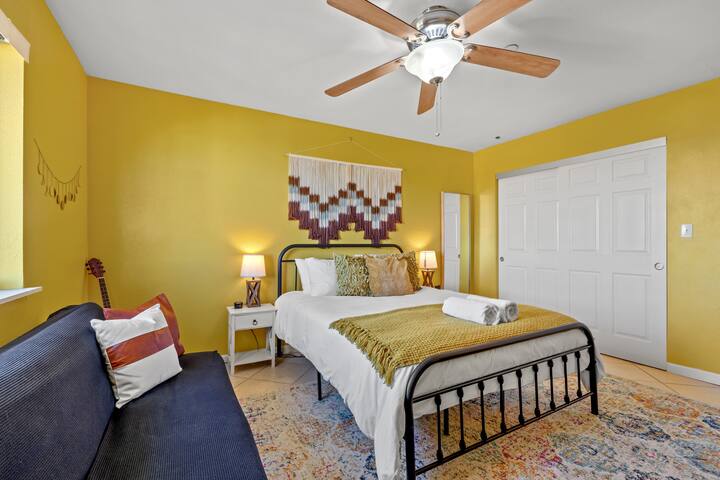 Joshua Tree Village Campground