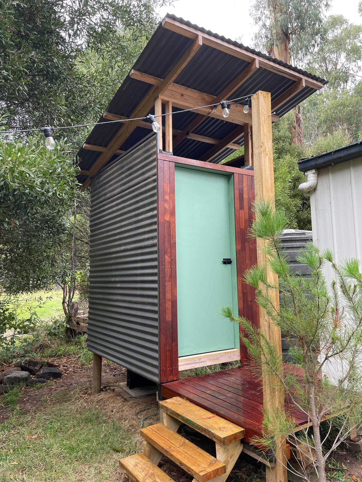 Composting toilet