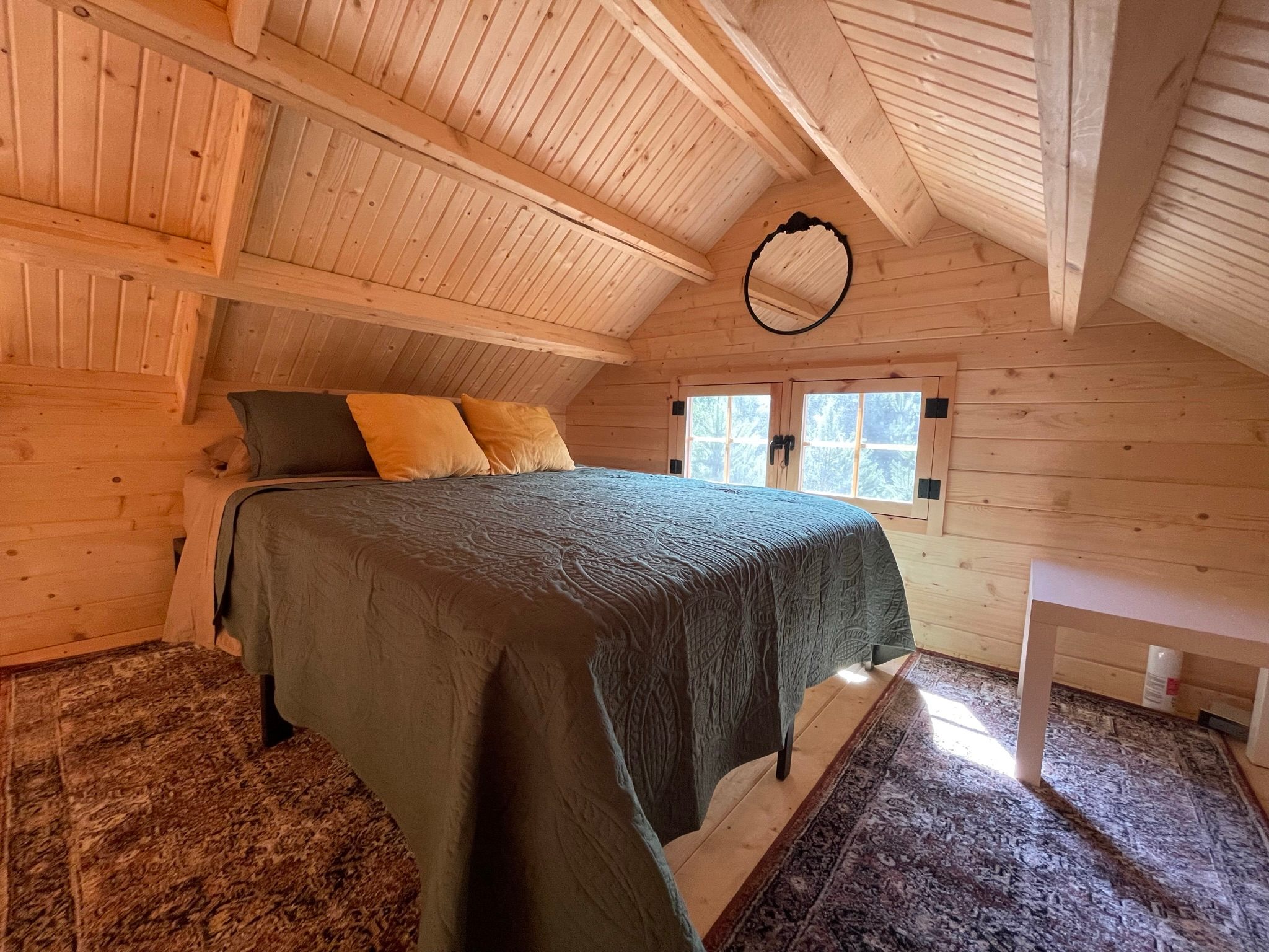 Cozy Woodland Bunkie-Outdoor Shower