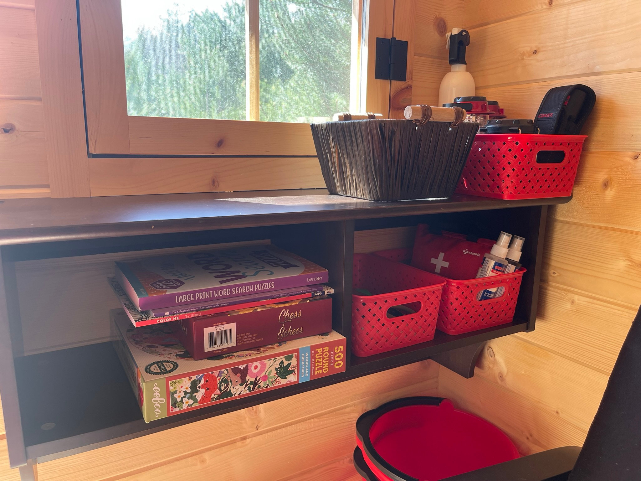 Cozy Woodland Bunkie-Outdoor Shower