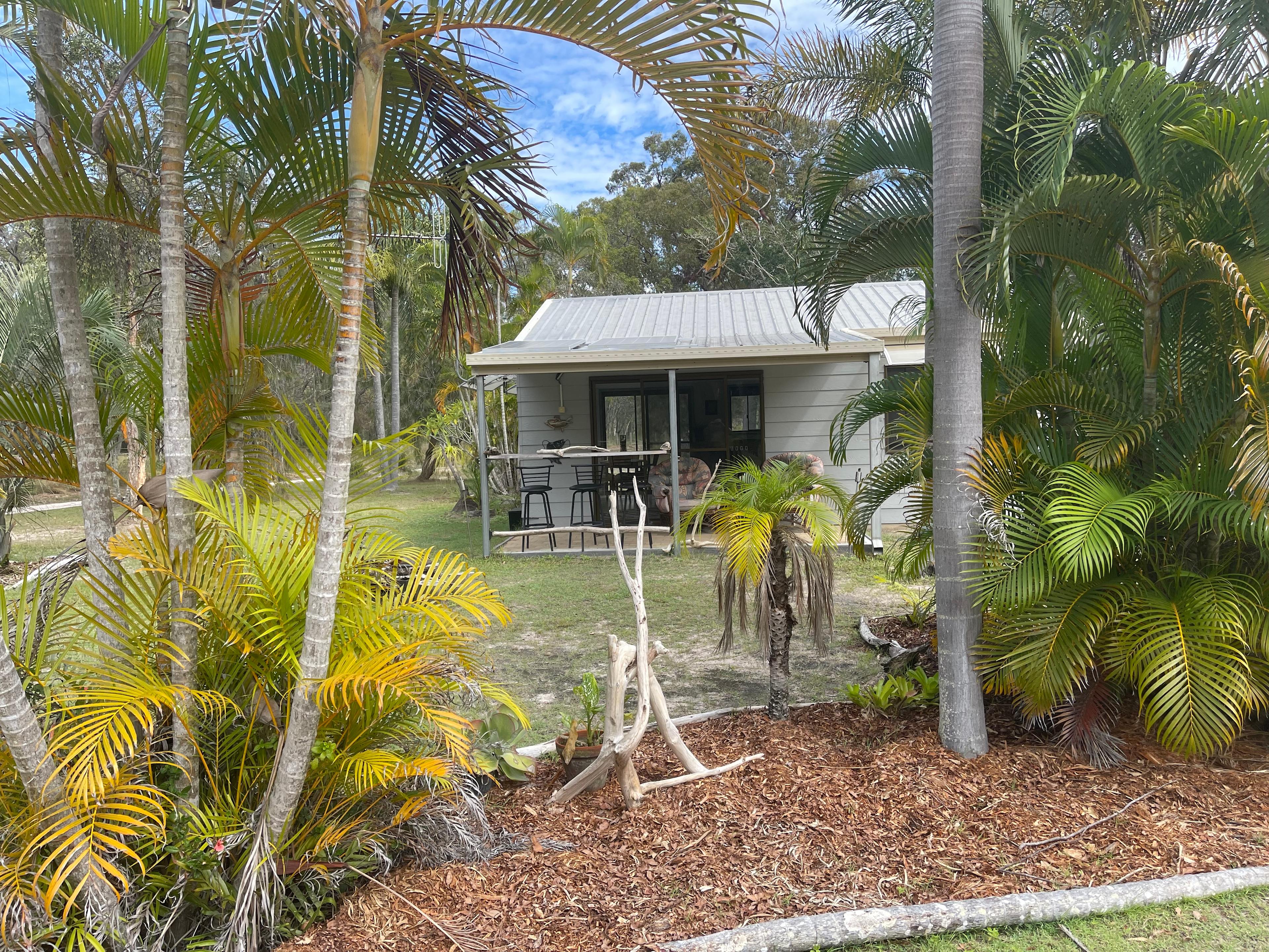 Baffle Creek Boat Hire and Accom