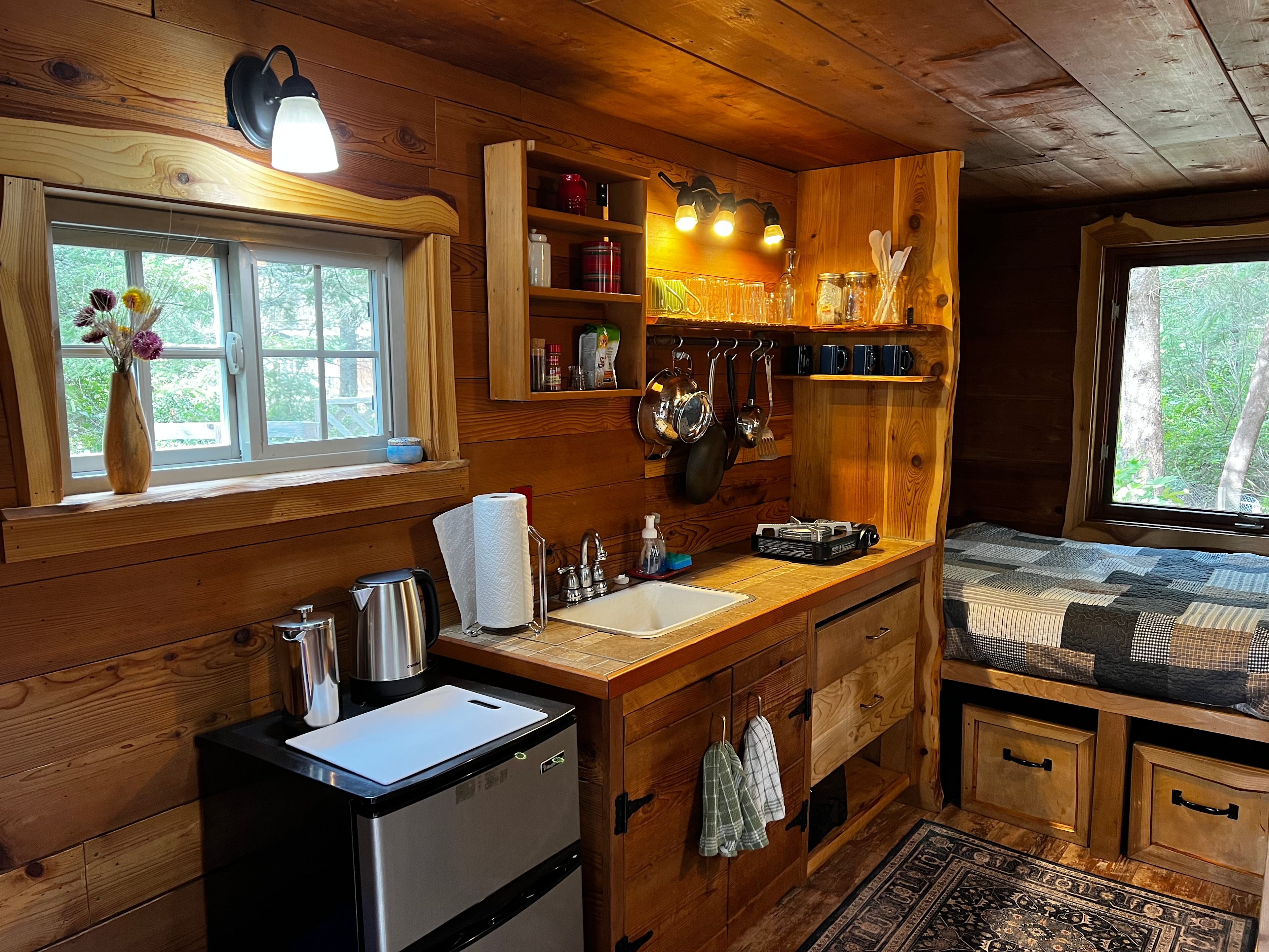 Cozy Acres Tiny House in the woods