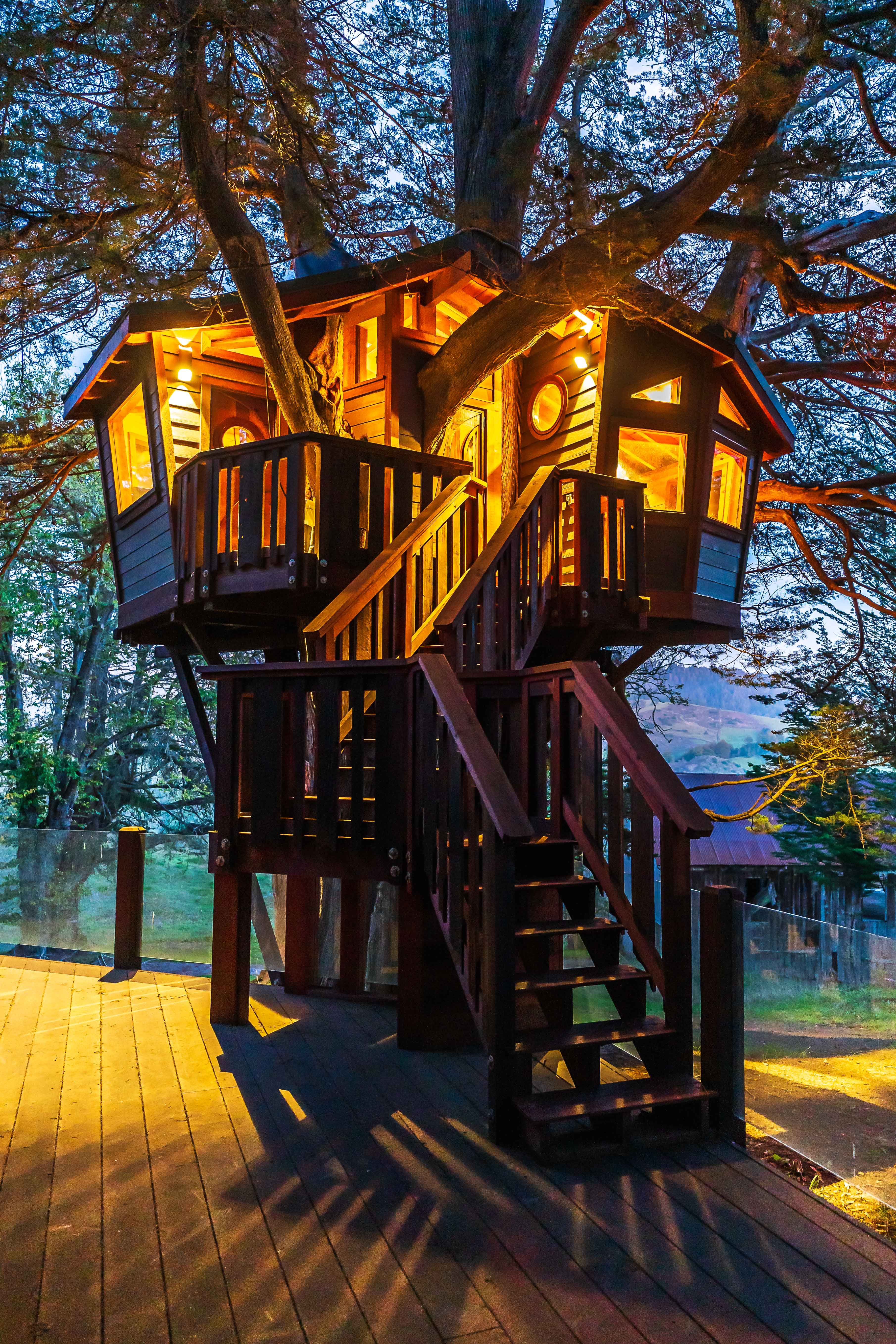 Stunning Treehouse & Cabin