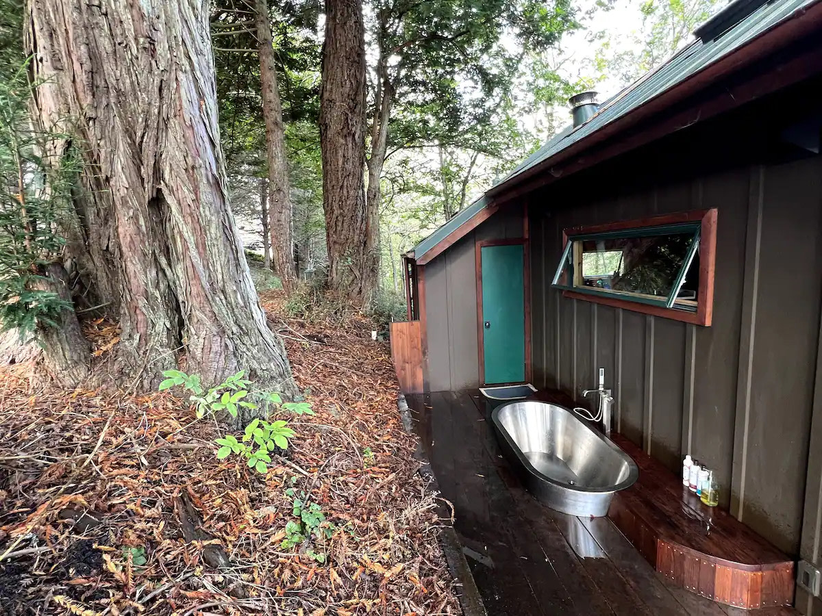 Stunning Treehouse & Cabin