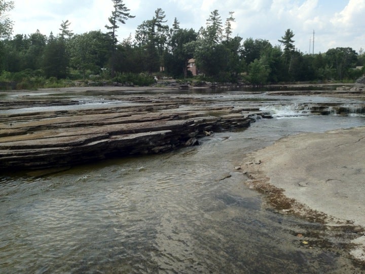 Sit back and relax in the gentle waterfalls.  Your own jacuzzi to enjoy