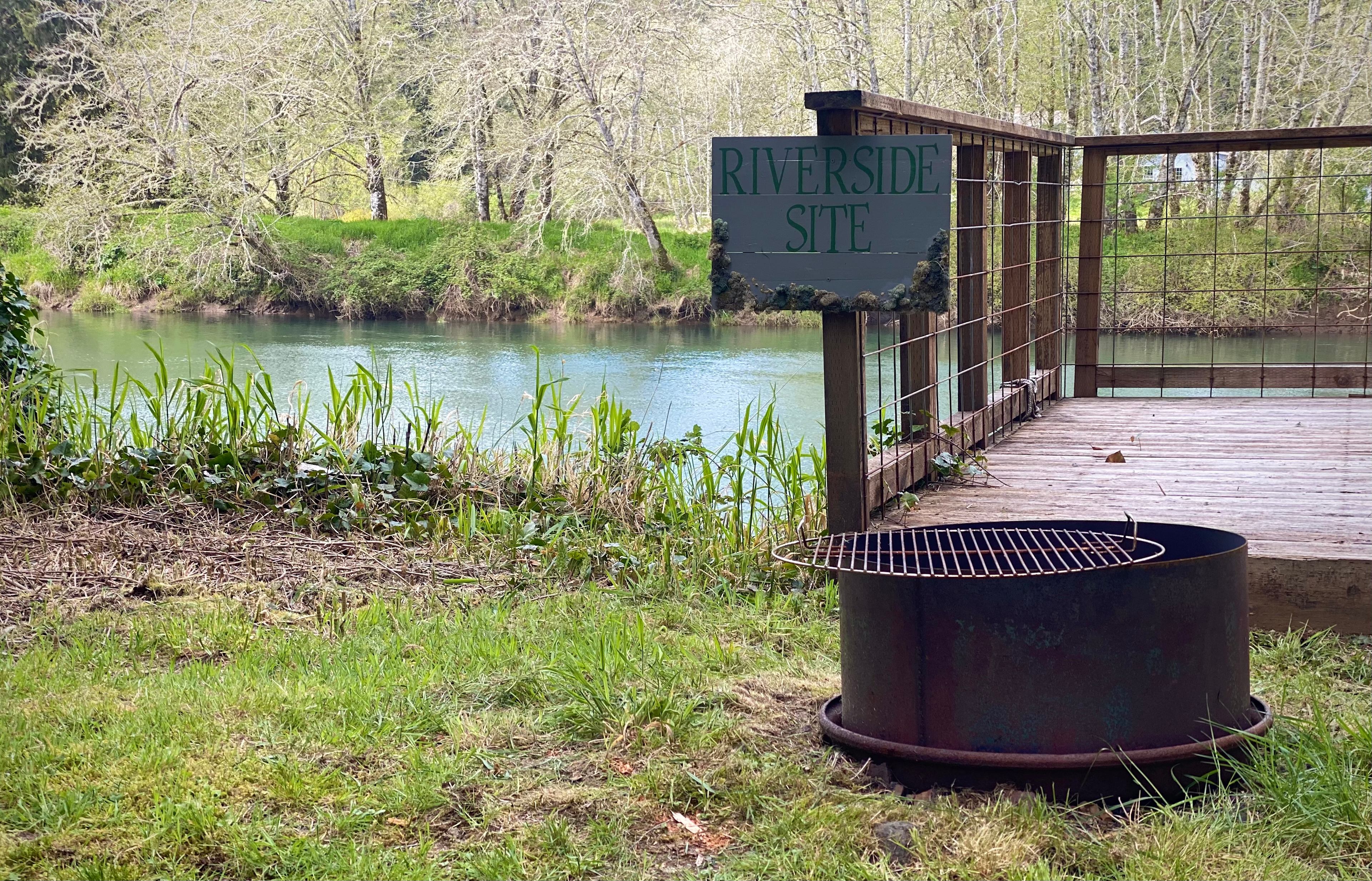 New and improved fire pit in the Riverside site!