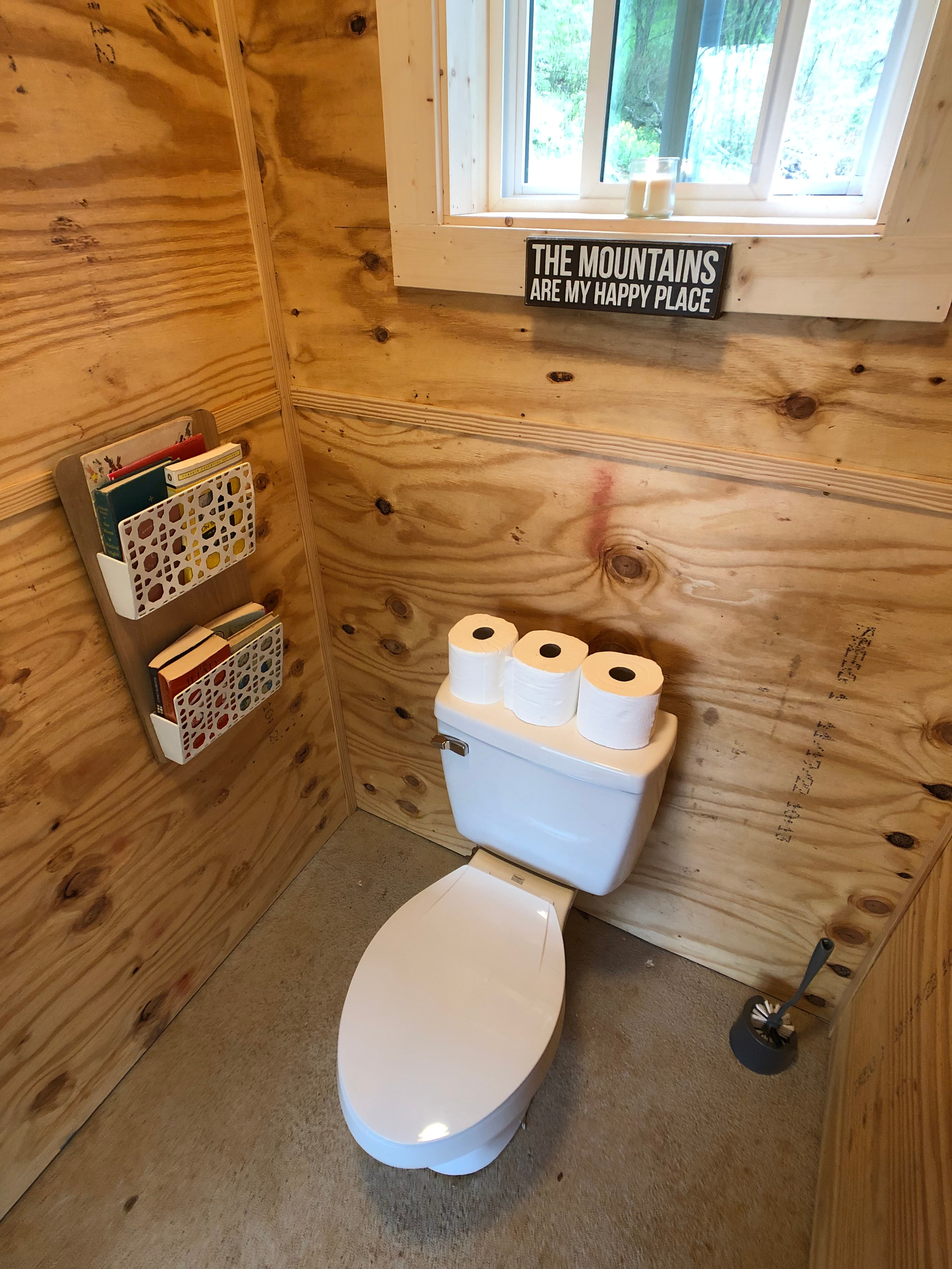 LAUREL HILL HAVEN, Va. Blue Ridge