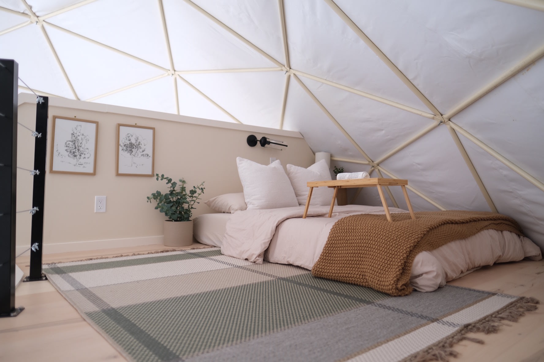 Luxe Glamping Dome HotTub Mvie Thtr