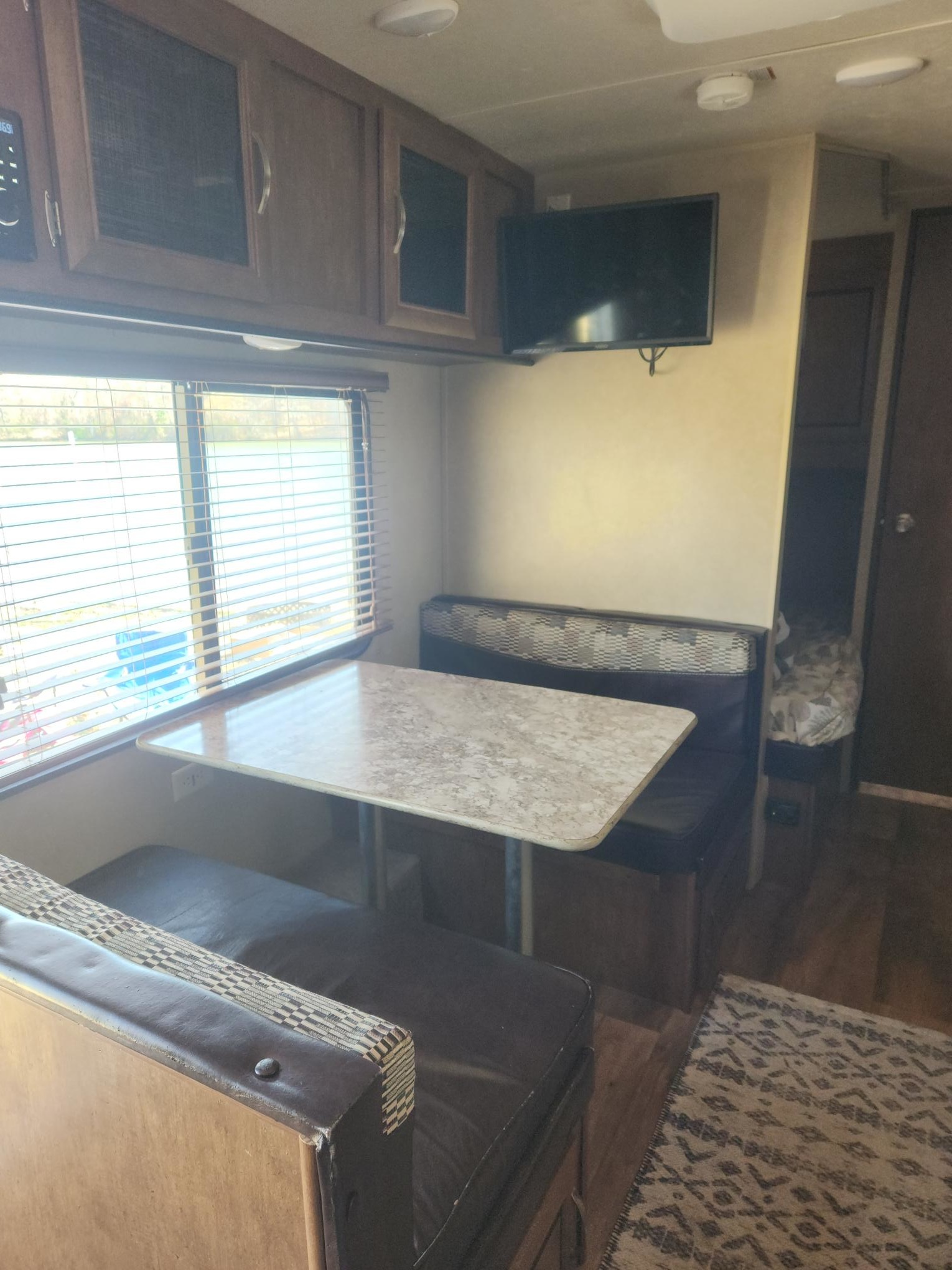 Lake Lookout Campground