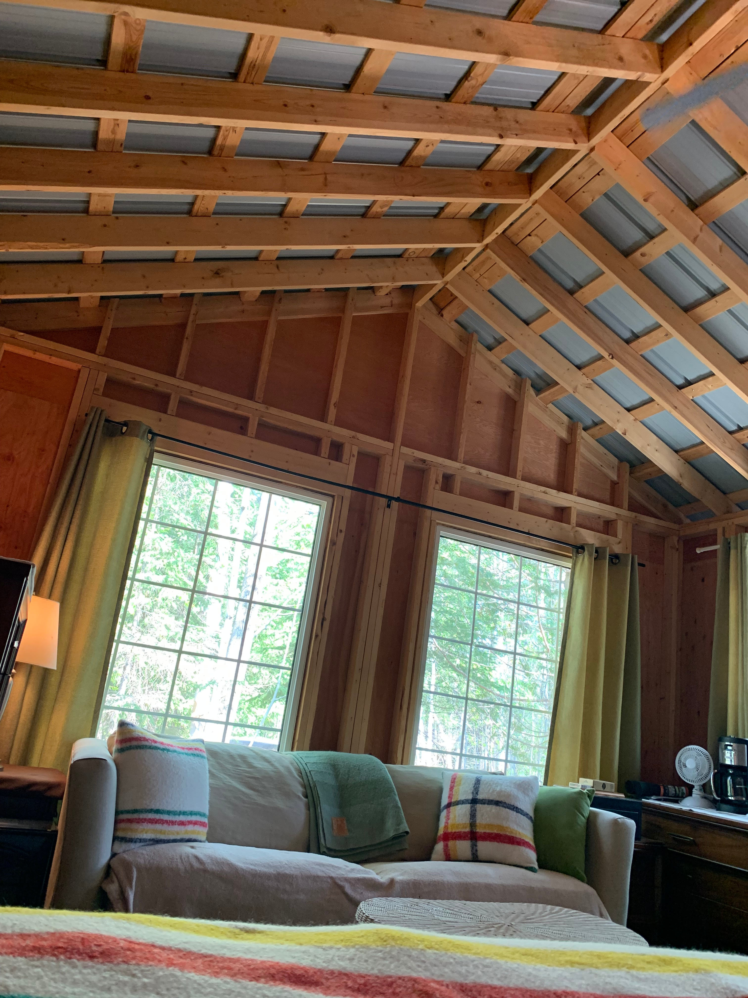 High ceilings make the space feel even bigger!