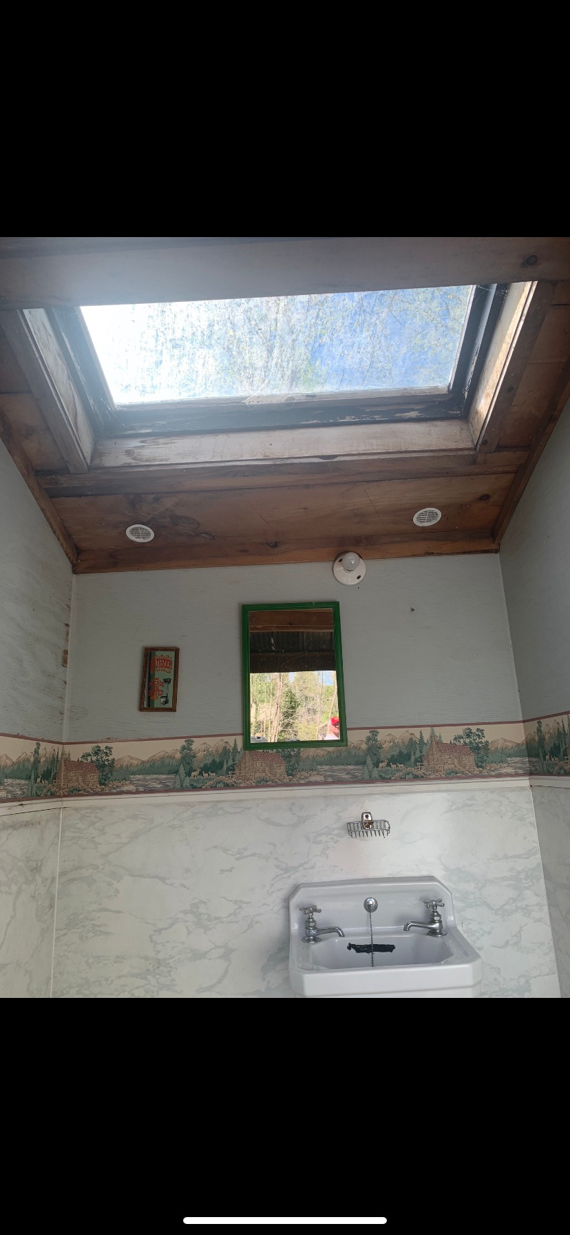 Cozy Cabin on the Water