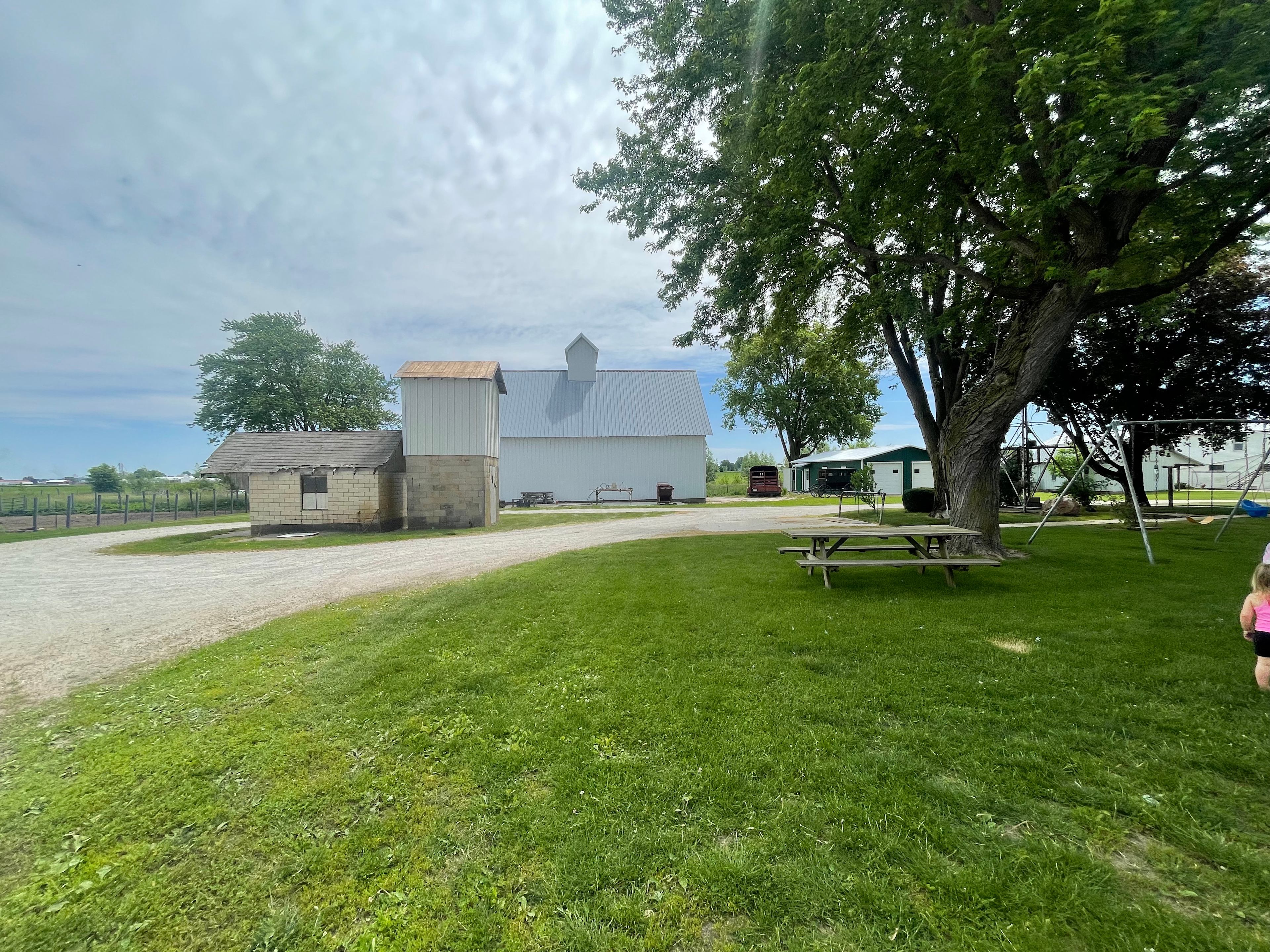 Green Meadow Amish Farm