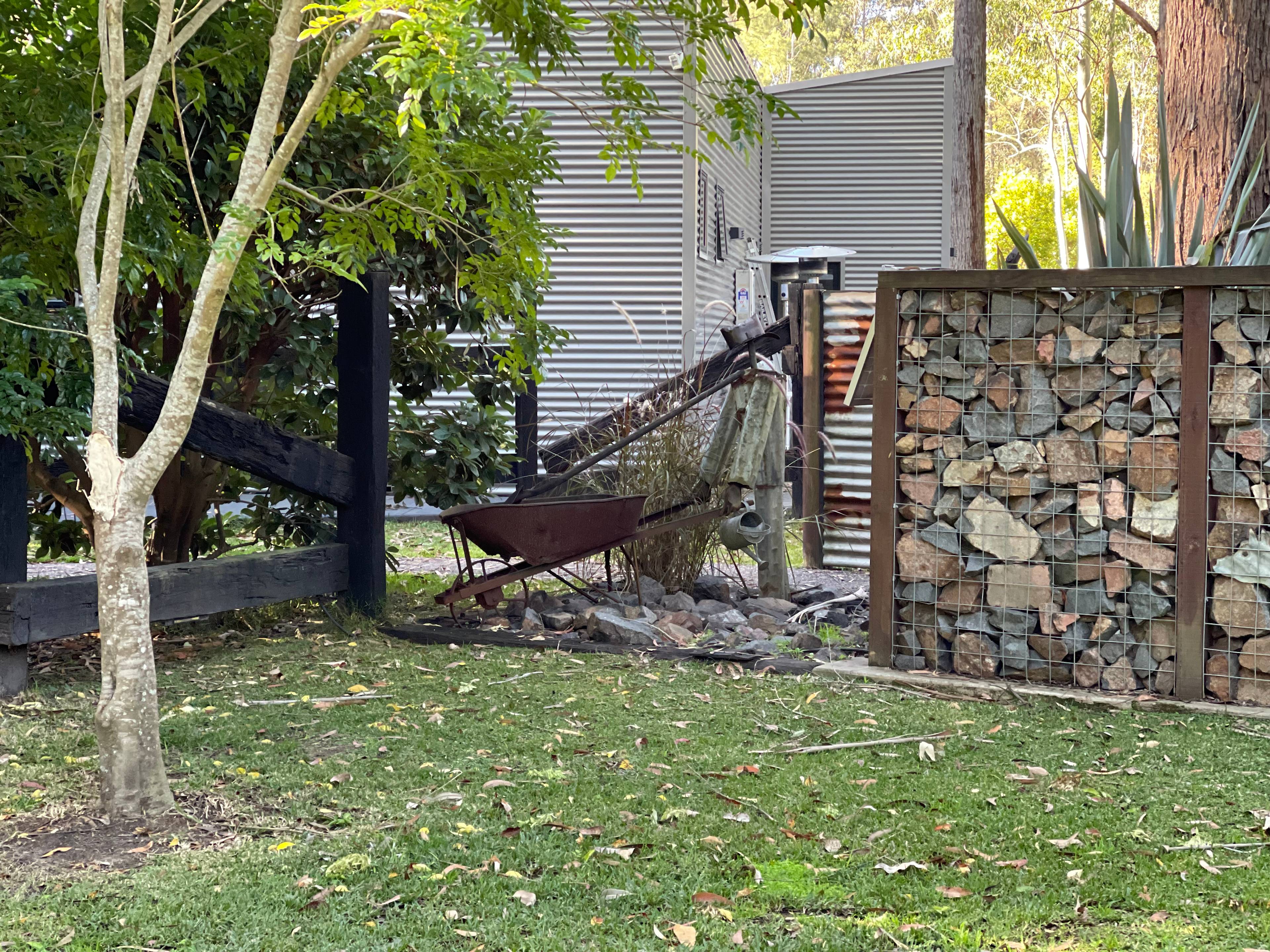 Mistinthegumtrees BUDGET 2 GLAMPING