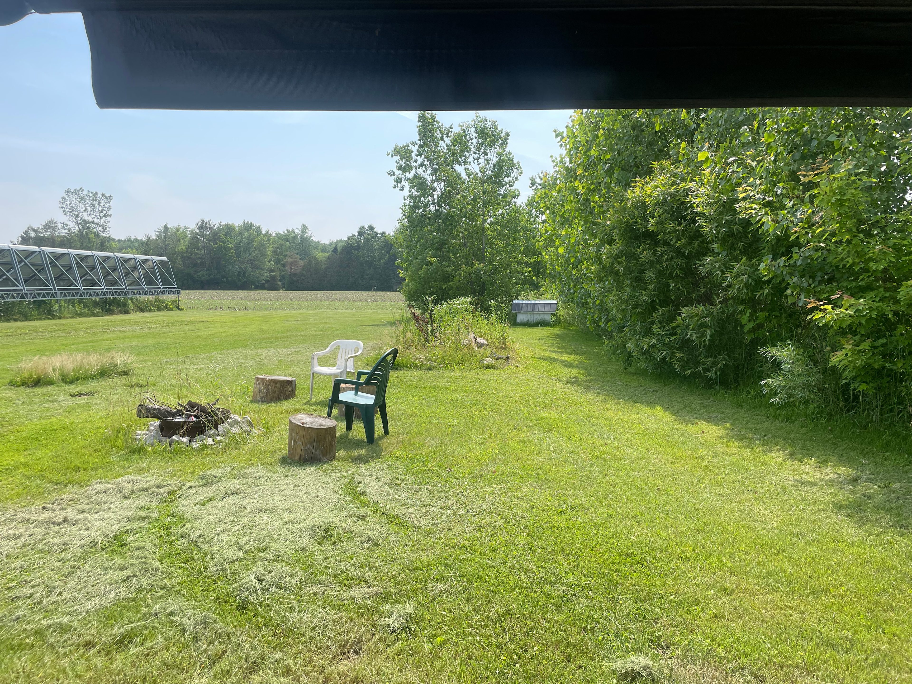 Pond Side Port Rowan