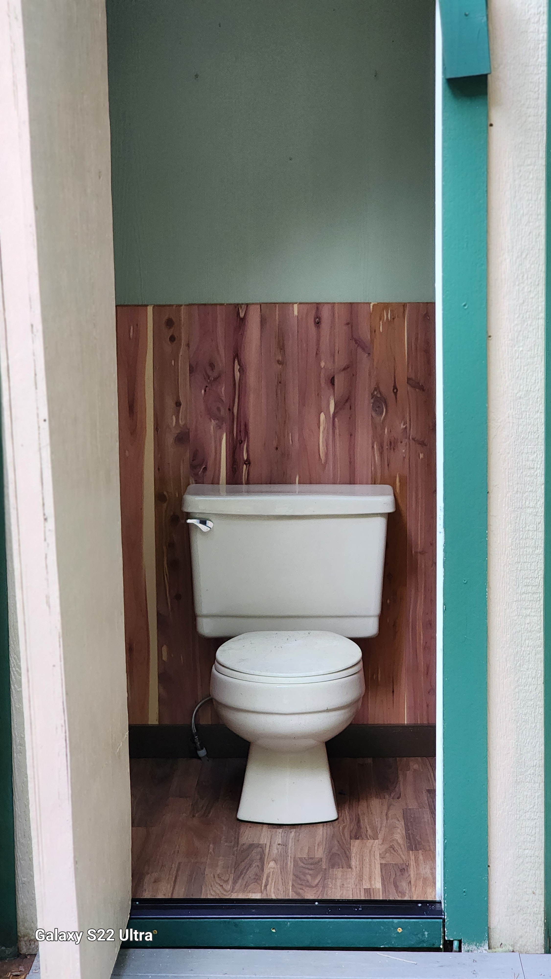 Flushing Outhouse. 

