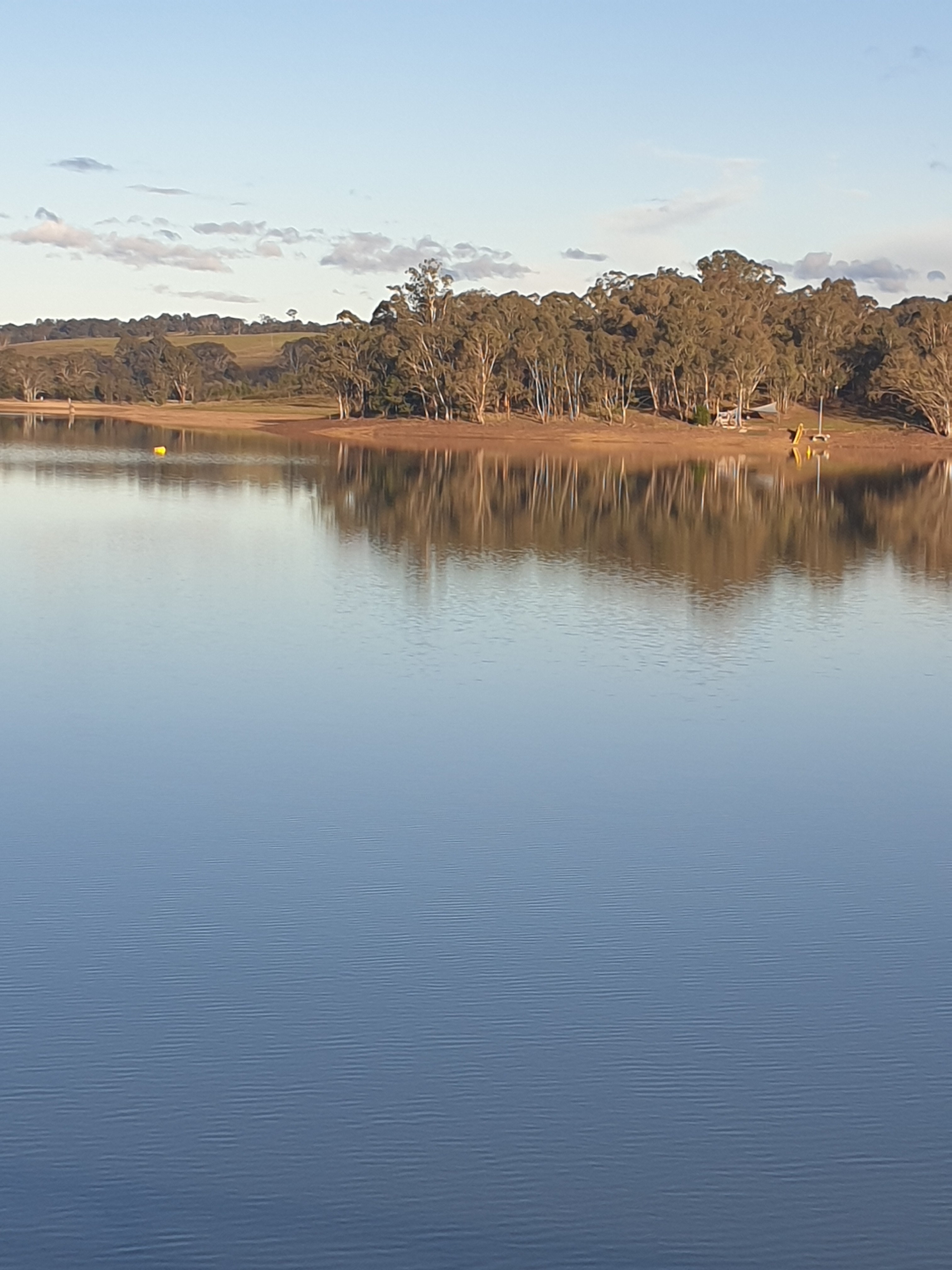 Unique Waterfront - Lake Glenmaggie