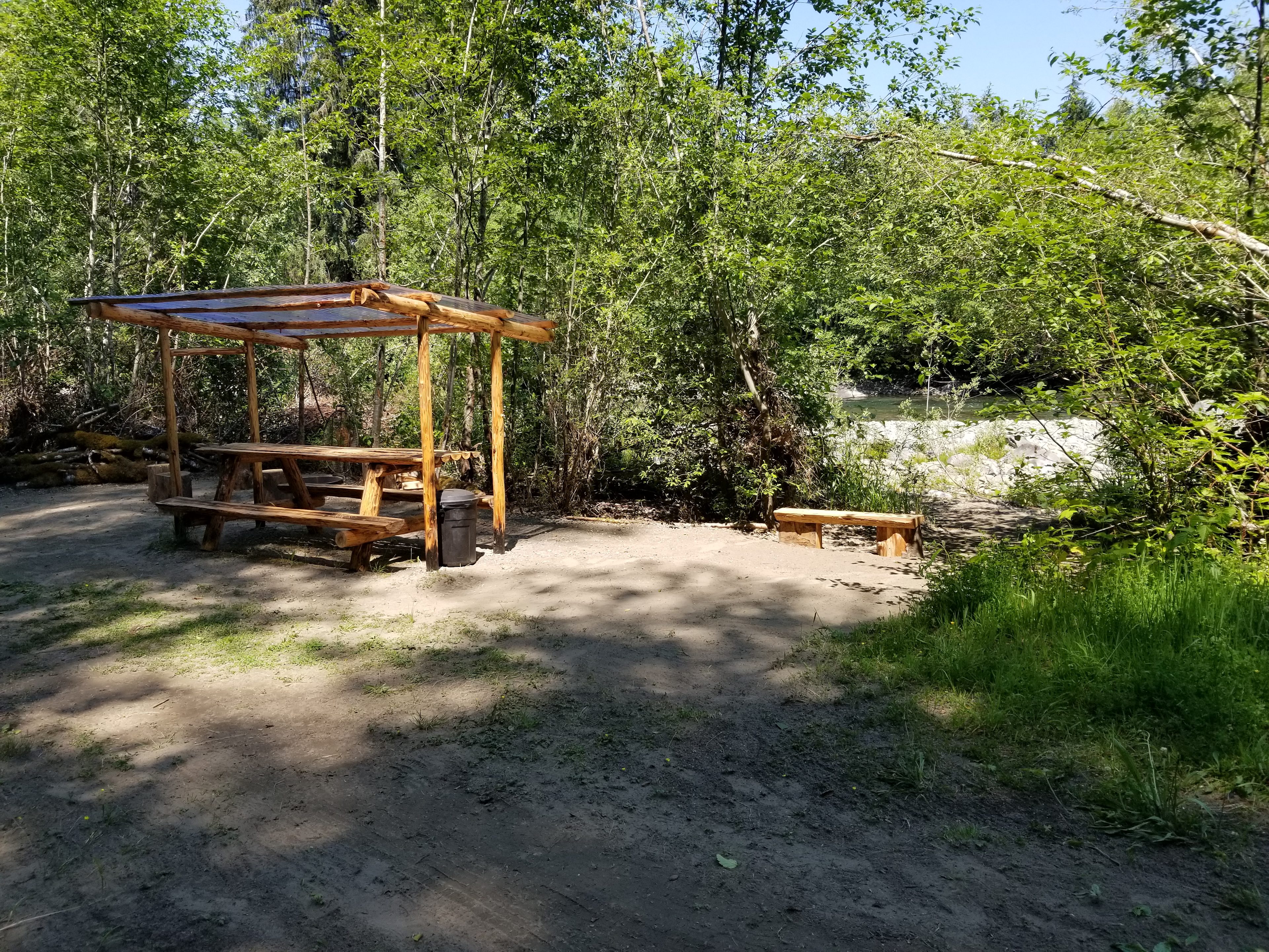 Bogie Upriver Campsites