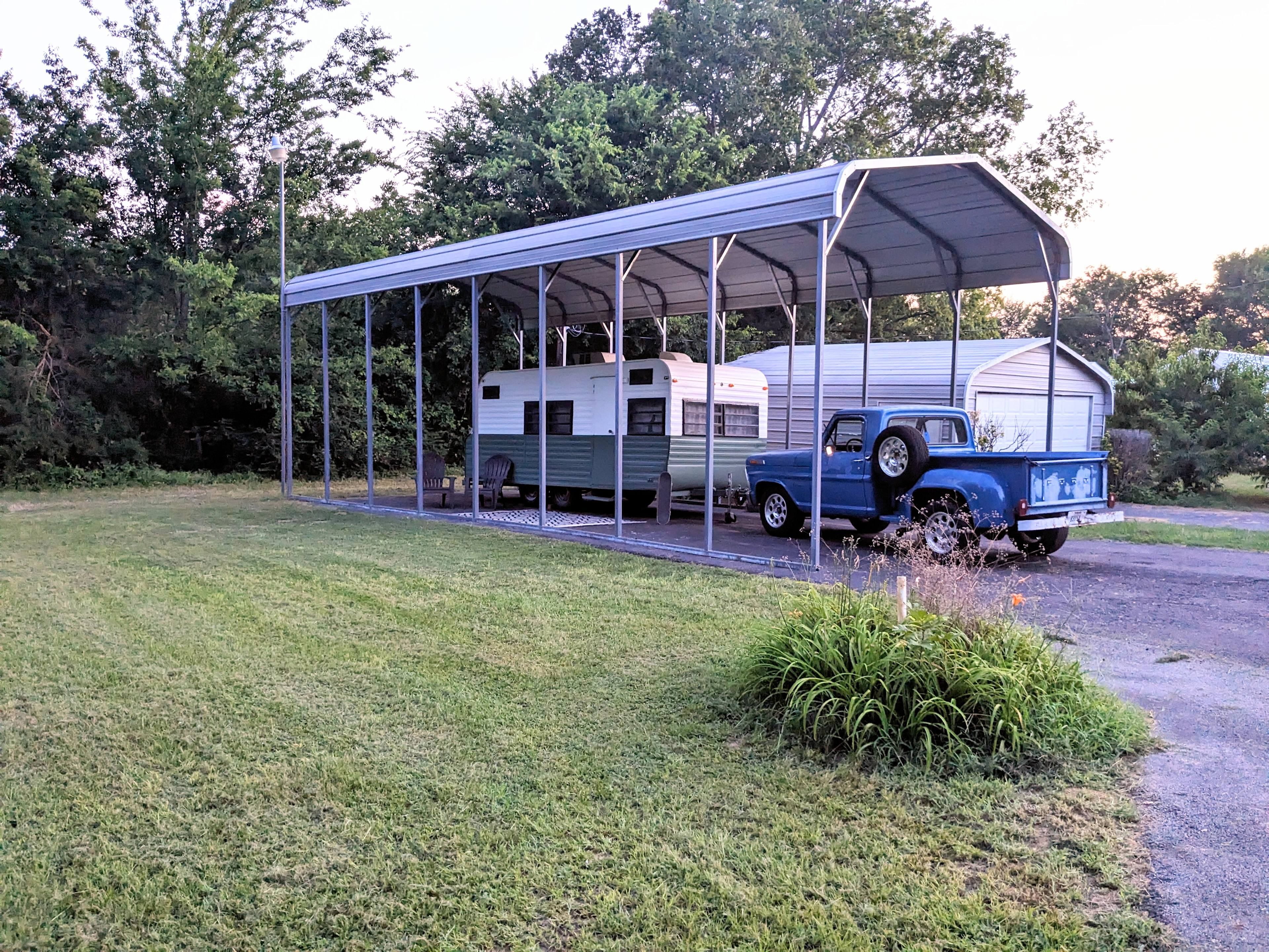 Peaceful RV Getaway Near Town