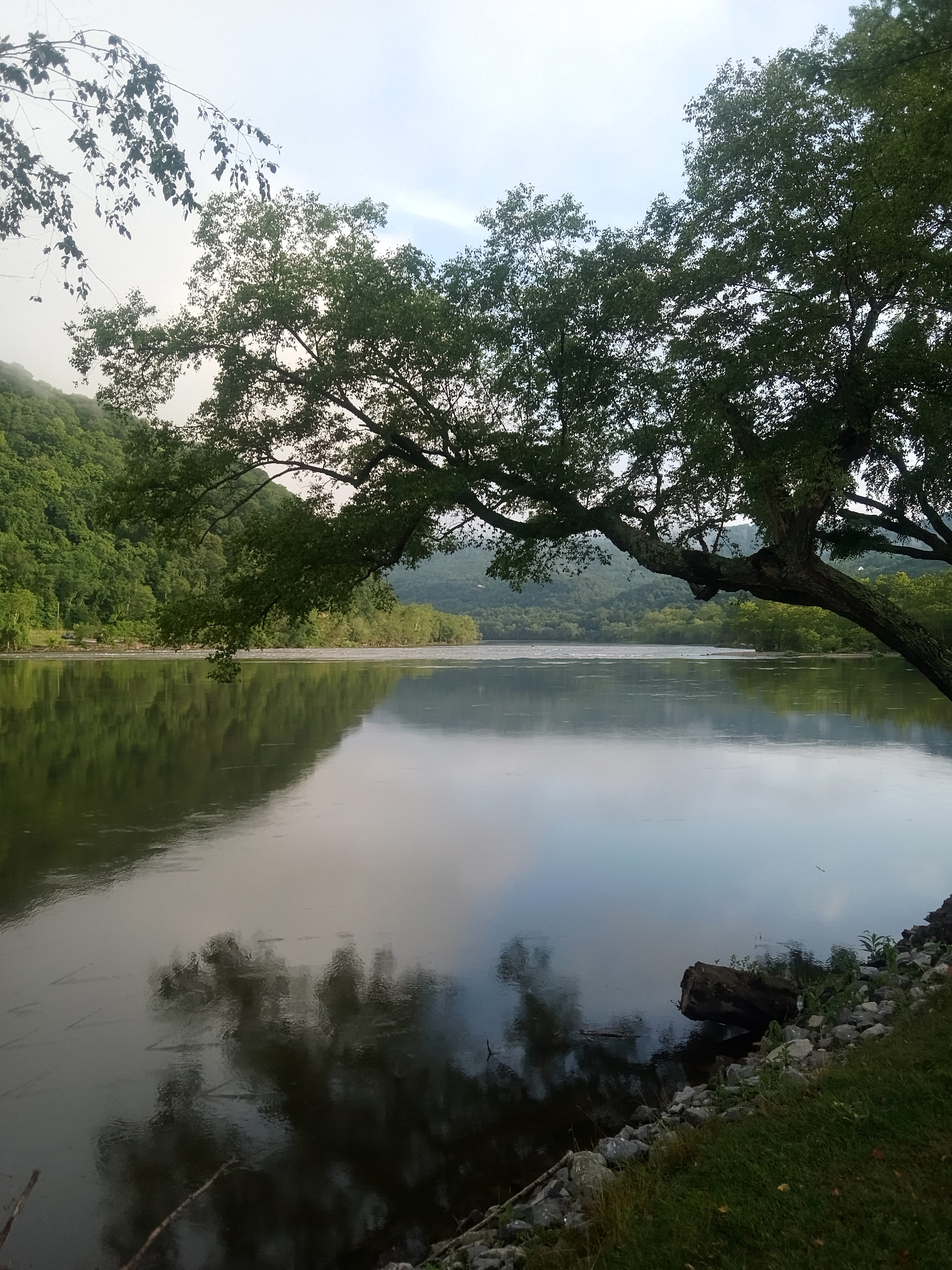 Stay by the New River