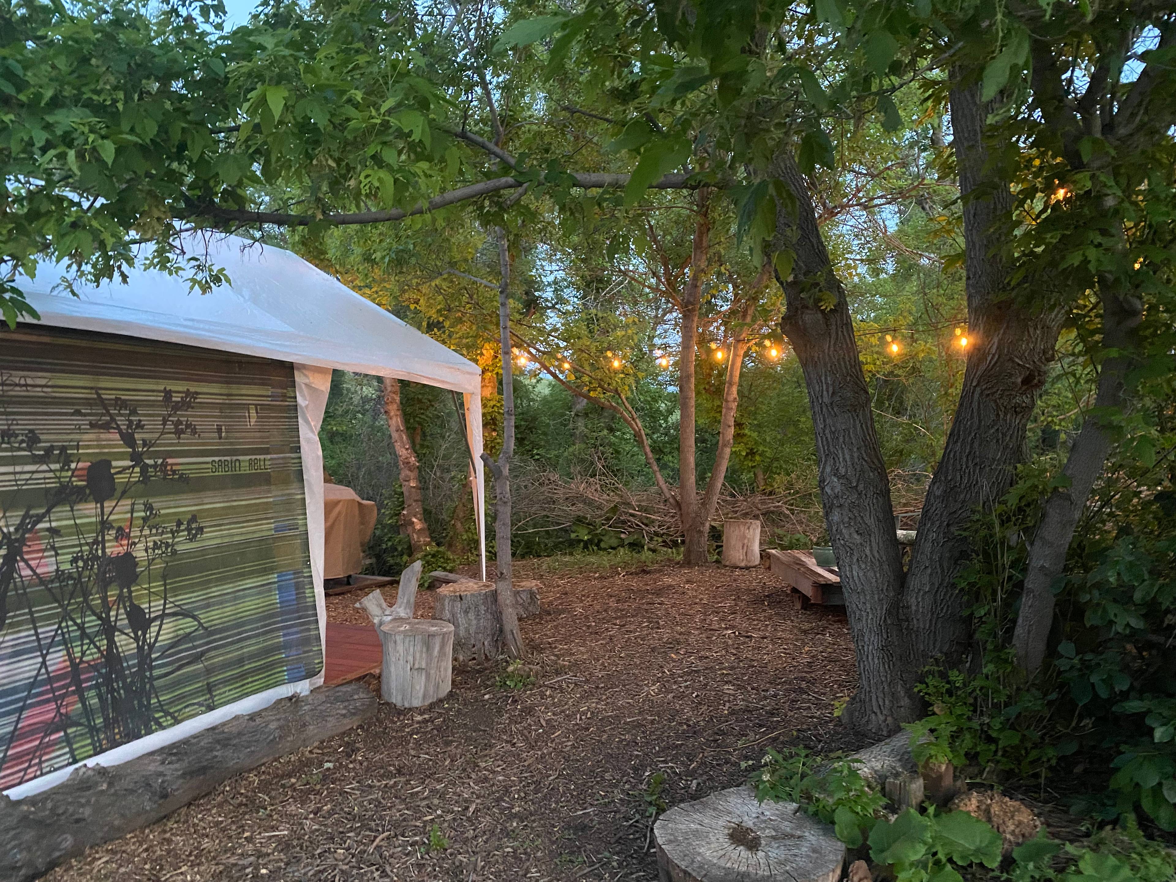 Red Rocks Glamping & RV Sites