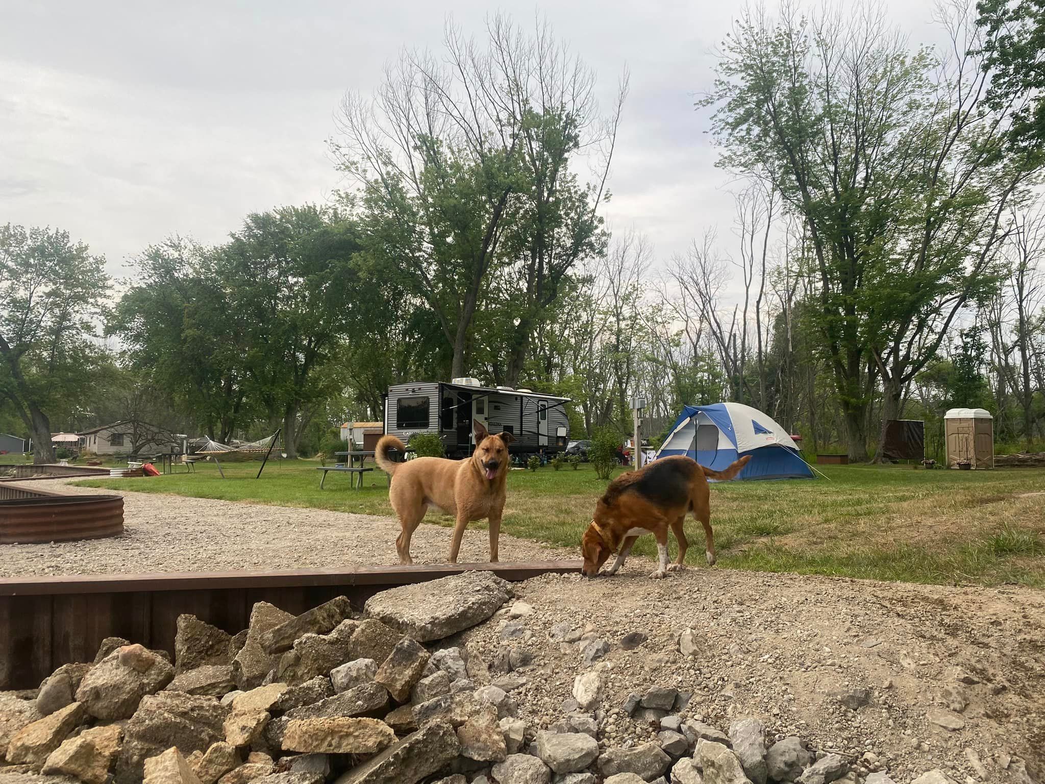 One Grand Place - Riverside Retreat