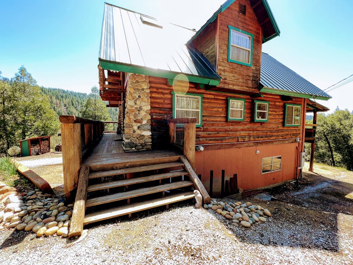 Italian Bar Cabin at Twain harte
