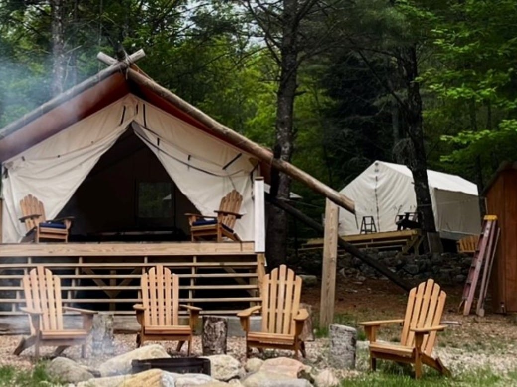 Adirondack Glamping The Black Hole
