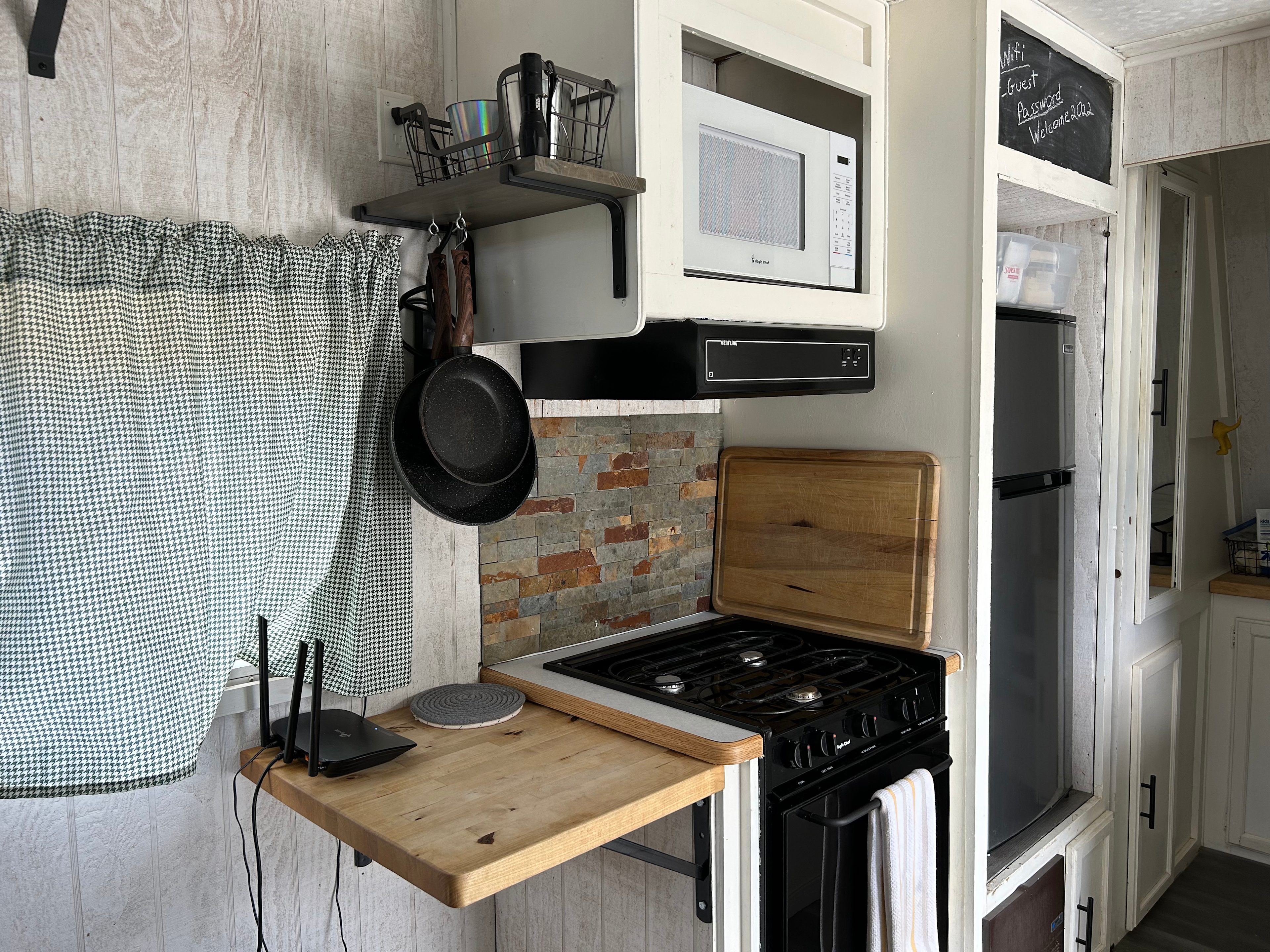 stove and oven and extra prep space