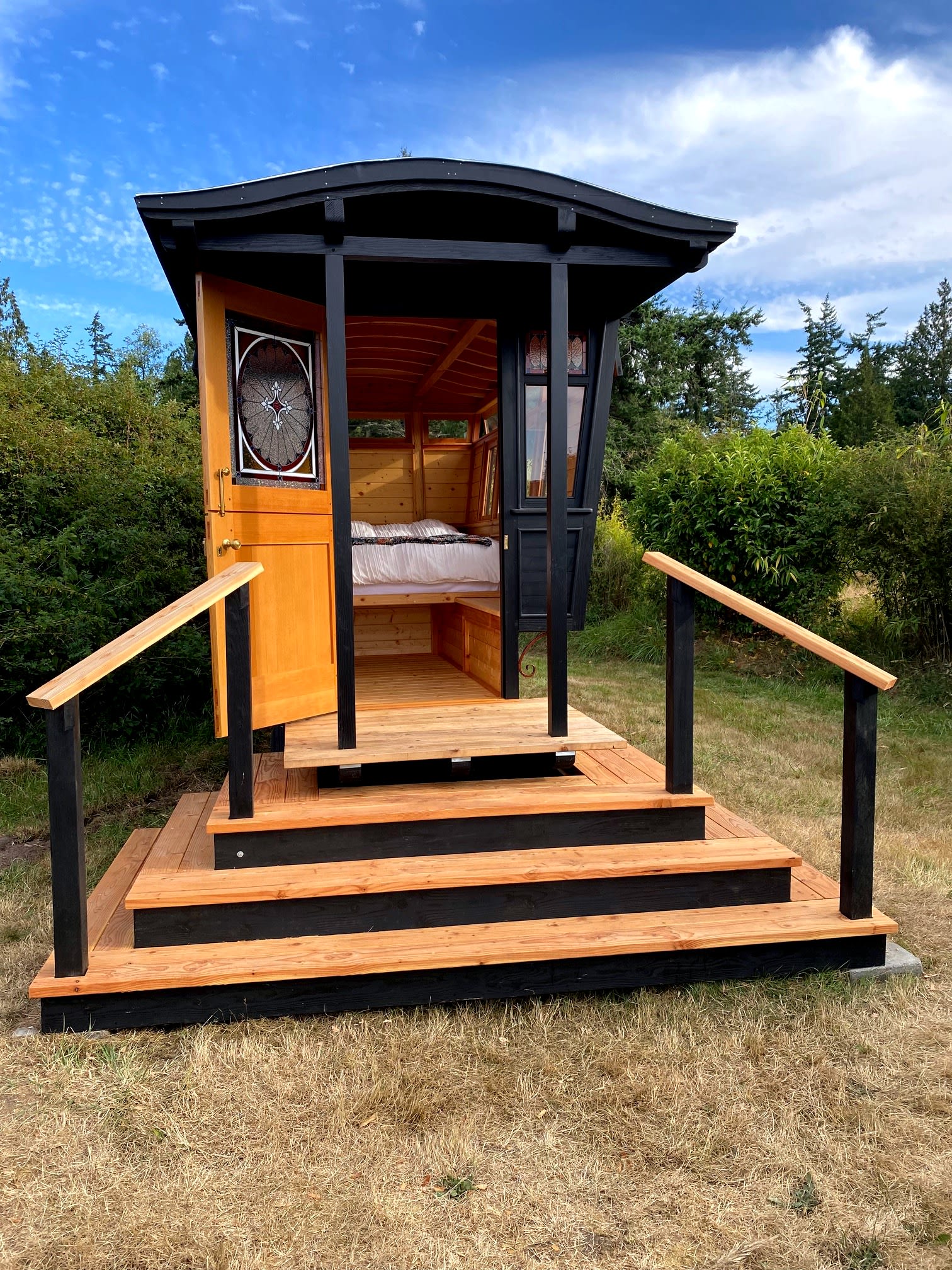 The Jewelbox Travellers' Wagon