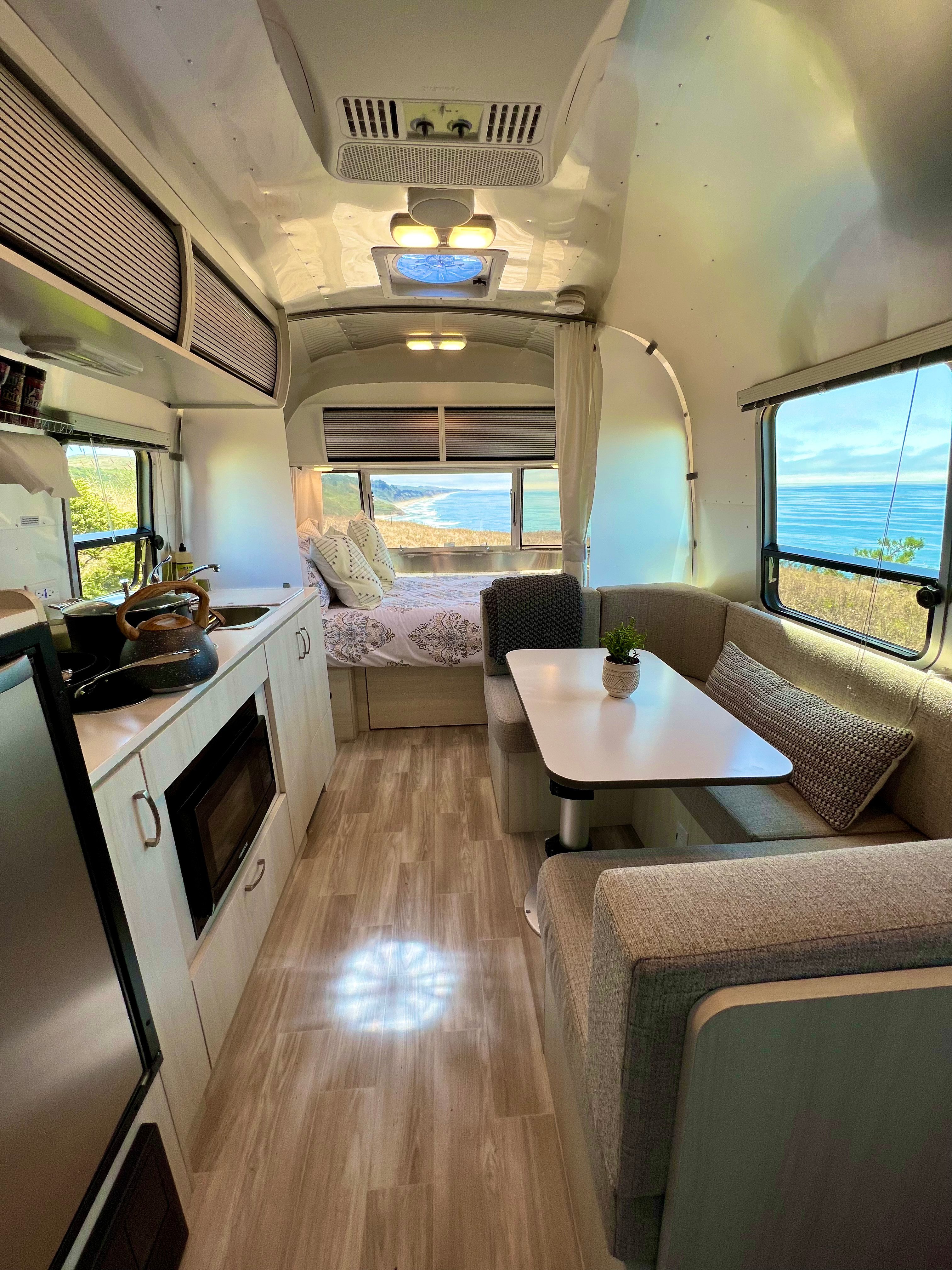 Tunitas Beach Overlook - Airstream