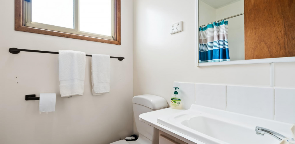 Waterfront HP - Adult Only Retreat