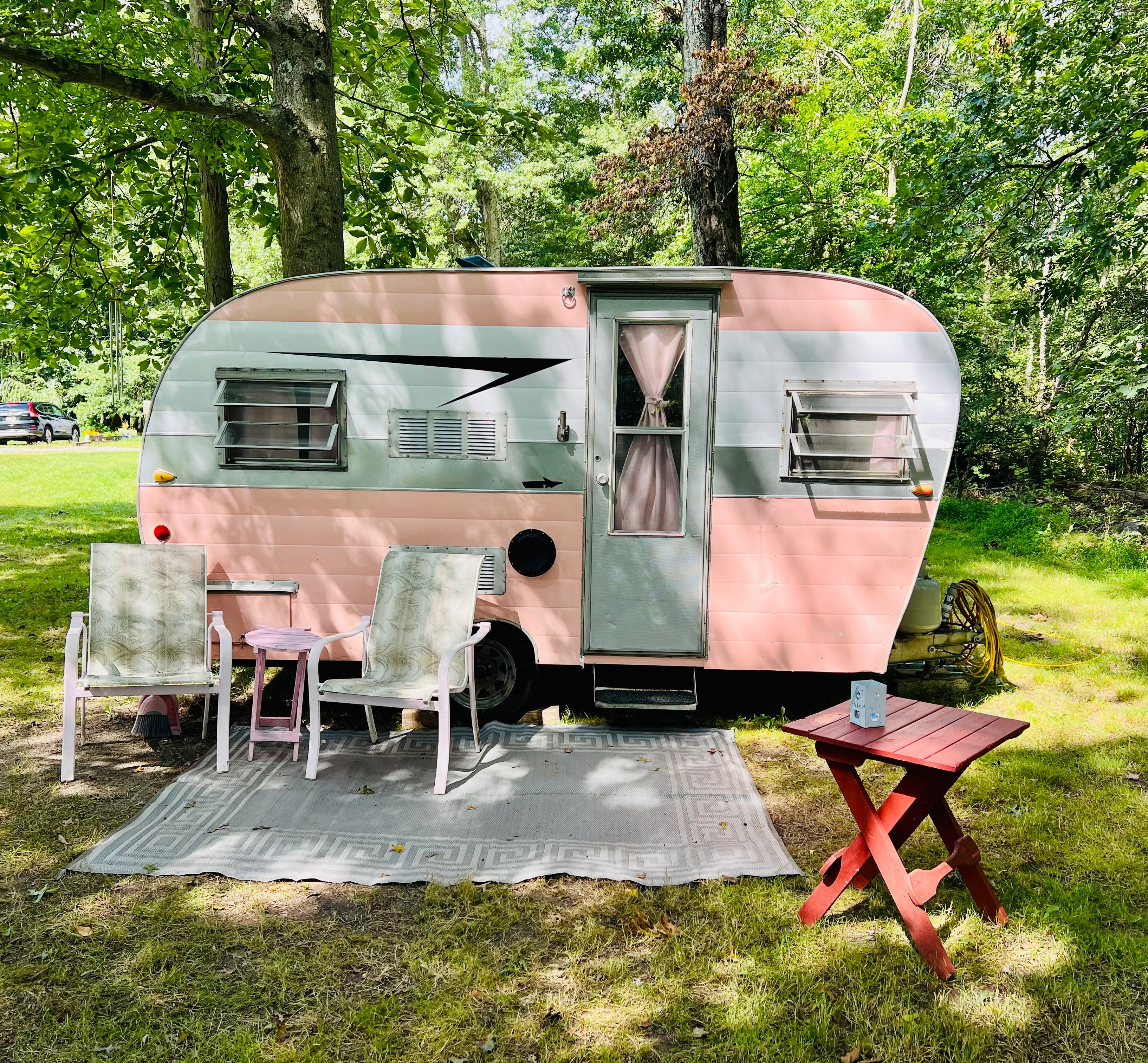 Oak Grove Acres & Lil Log Cabin