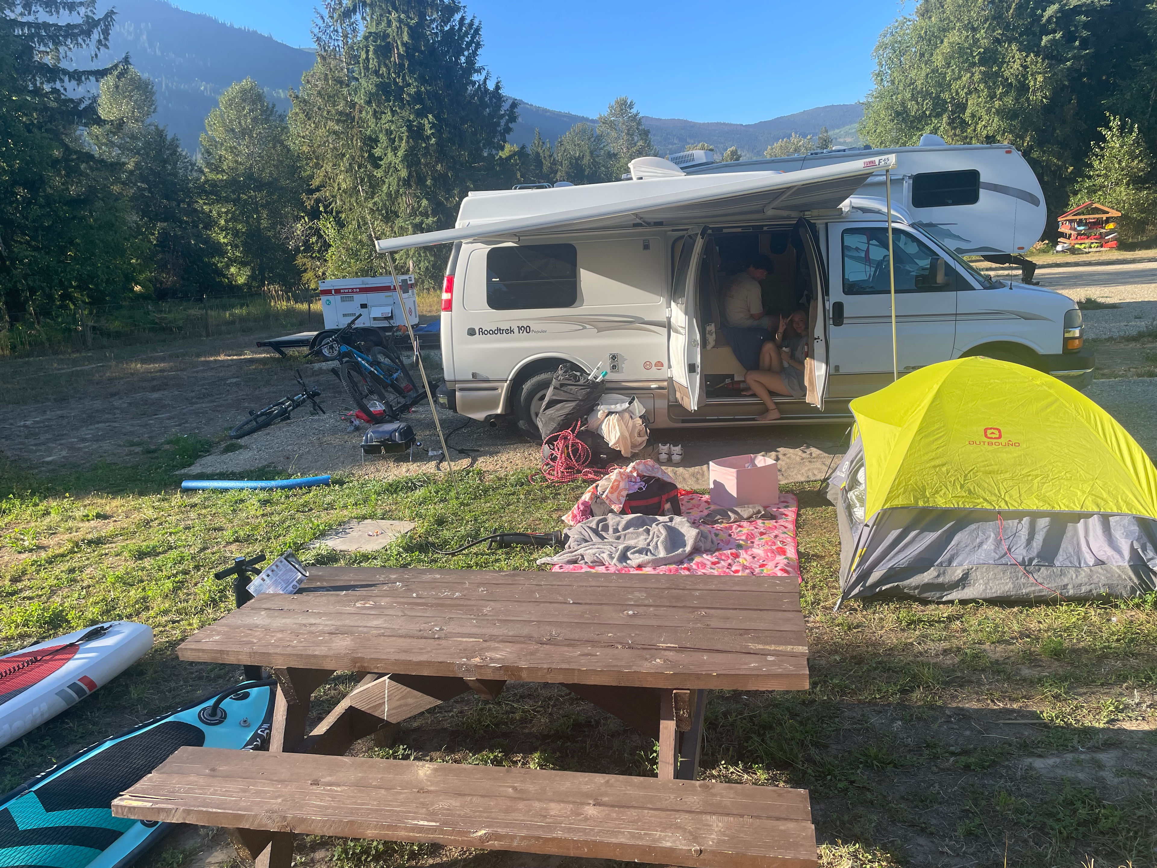Hangin' Loose in Sicamous U Pick