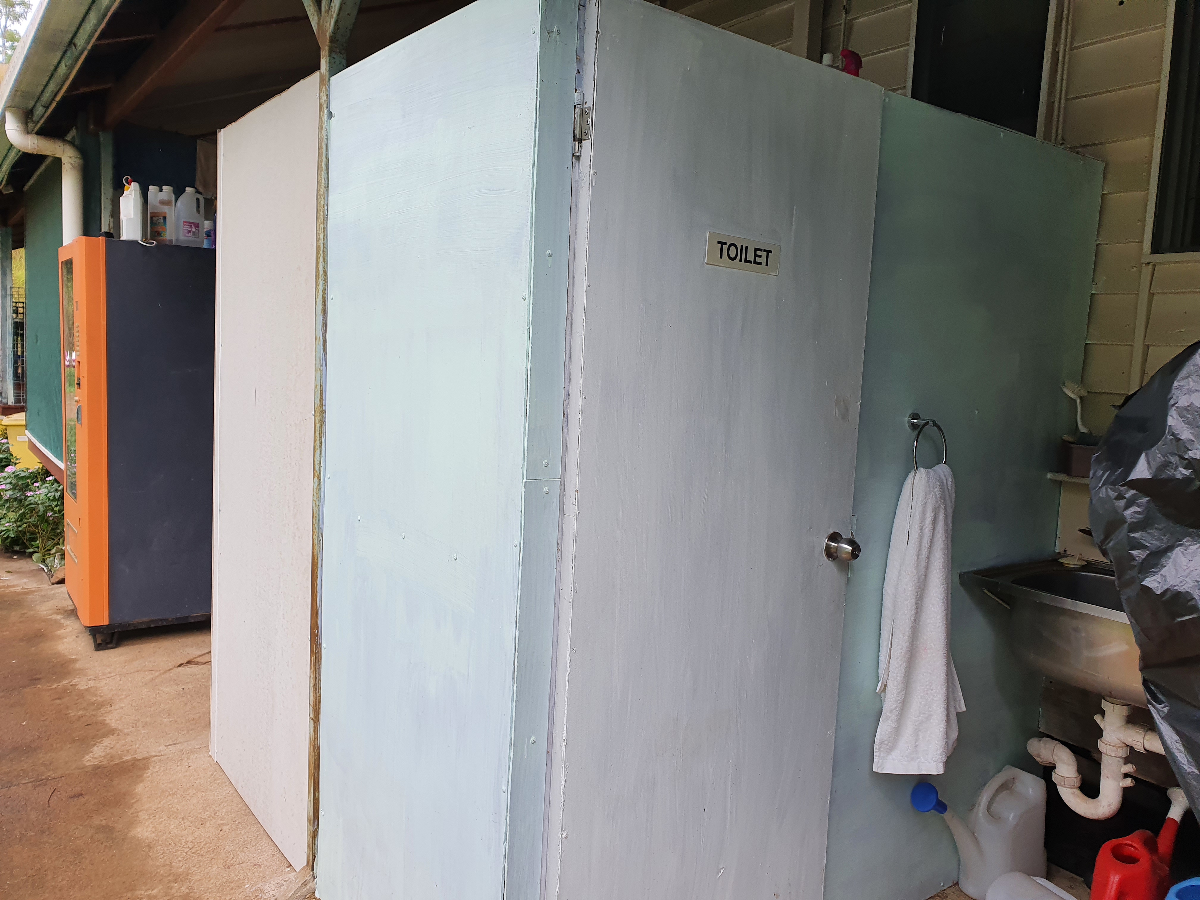 Meyenburg Glamping, Mt Morgan