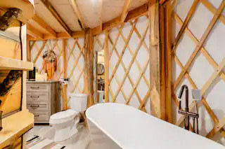 bathroom soaking tub