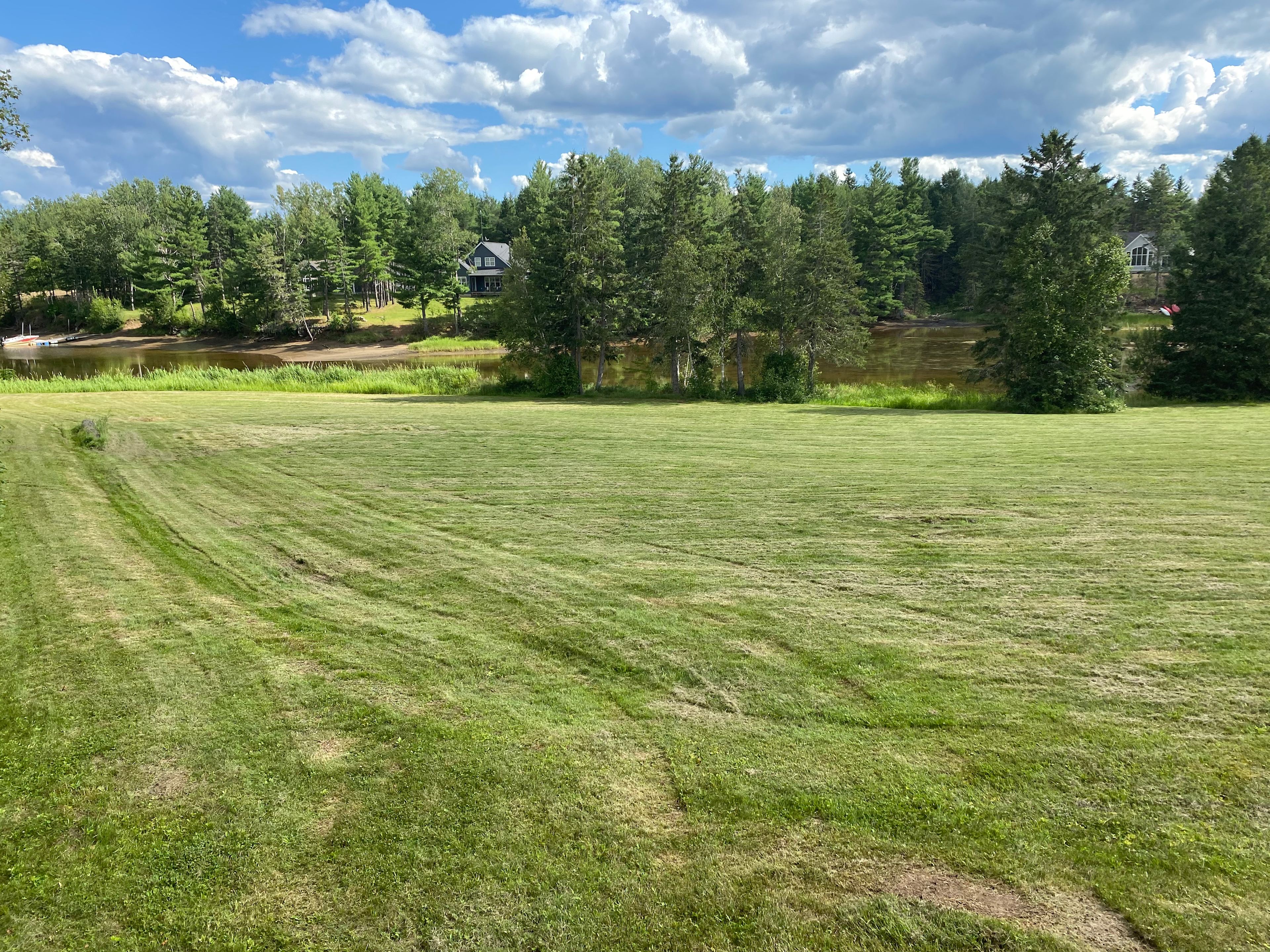 Waterfront Secluded Relaxing Field