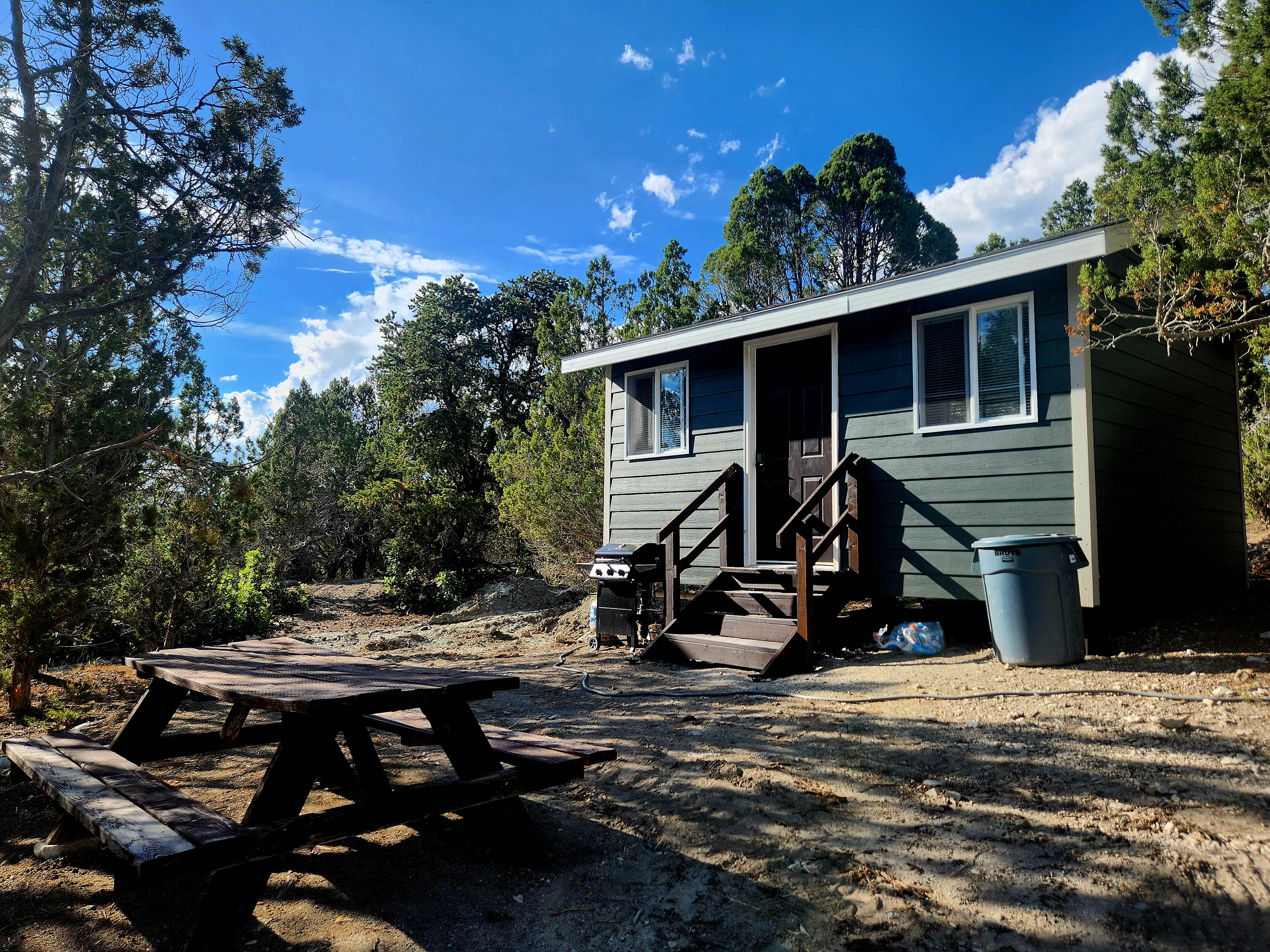 Off Grid Glamping (Guestroom #3)